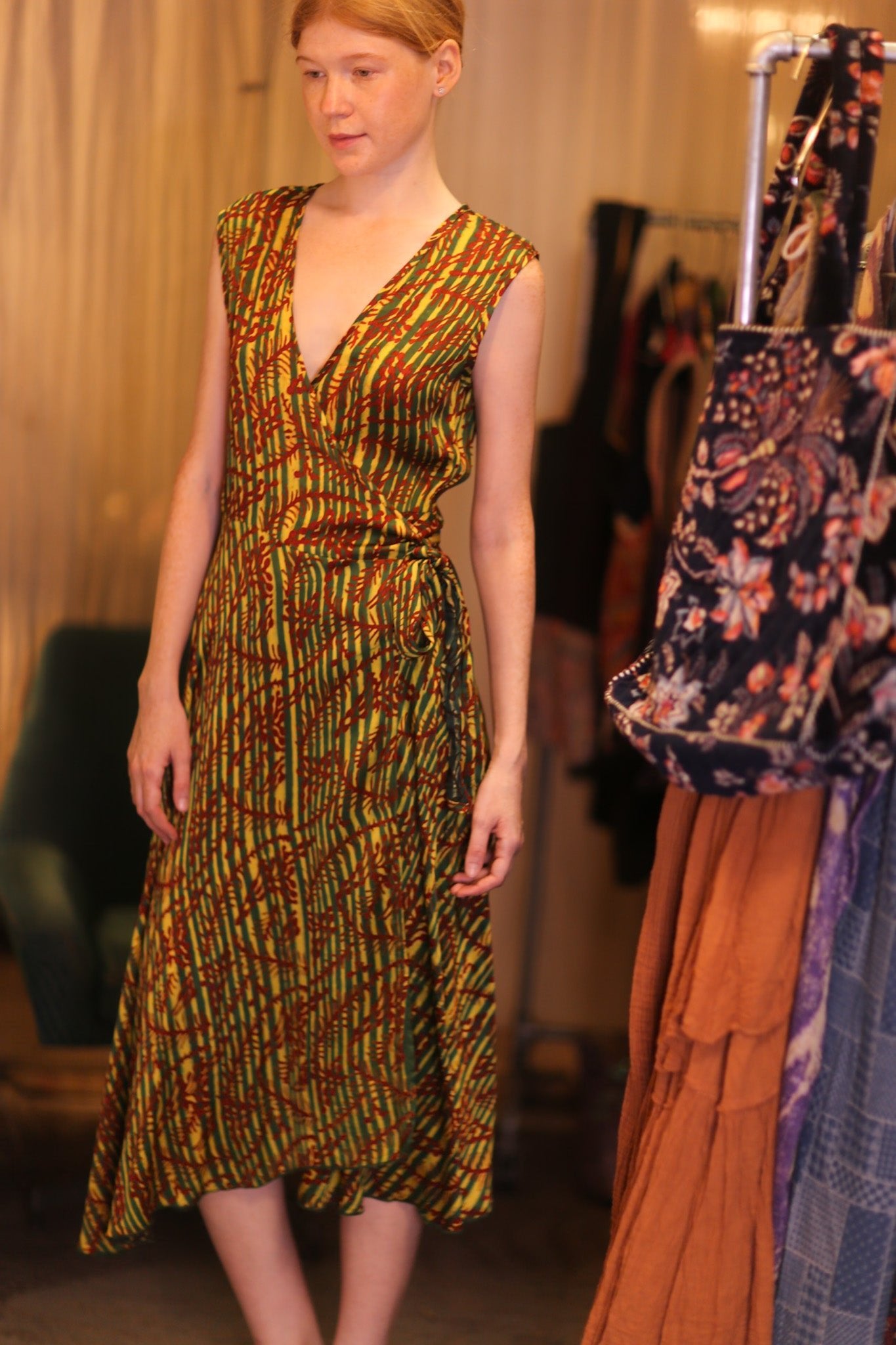 GABRIELE SILK DRESS BAMREST - BANGKOK TAILOR CLOTHING STORE - HANDMADE CLOTHING