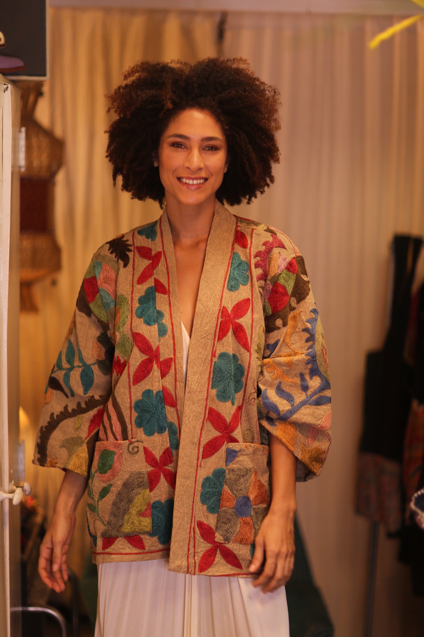 GINEVRA EMBROIDERED SUZANI KIMONO IXORA - BANGKOK TAILOR CLOTHING STORE - HANDMADE CLOTHING