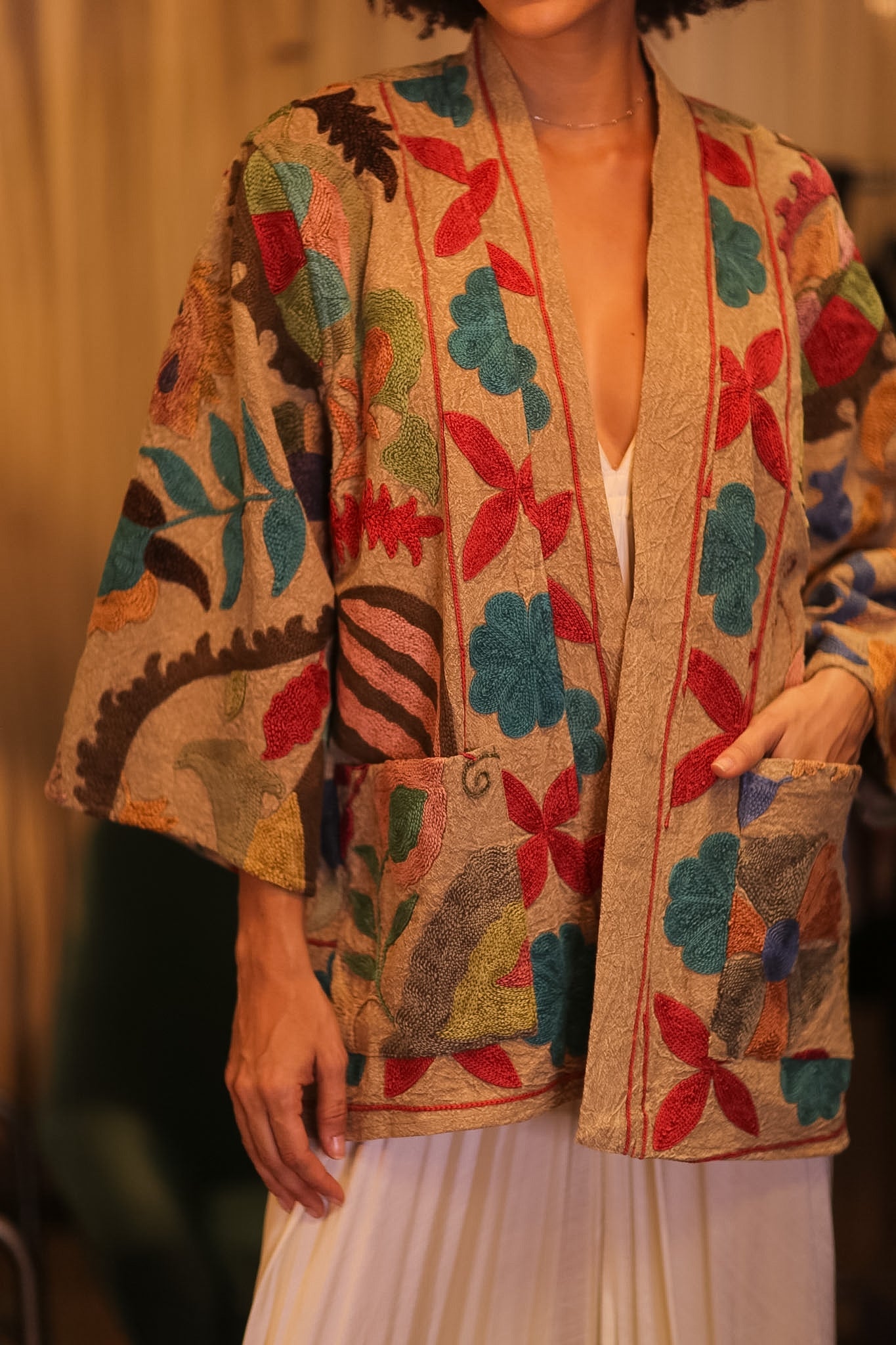 GINEVRA EMBROIDERED SUZANI KIMONO IXORA - BANGKOK TAILOR CLOTHING STORE - HANDMADE CLOTHING