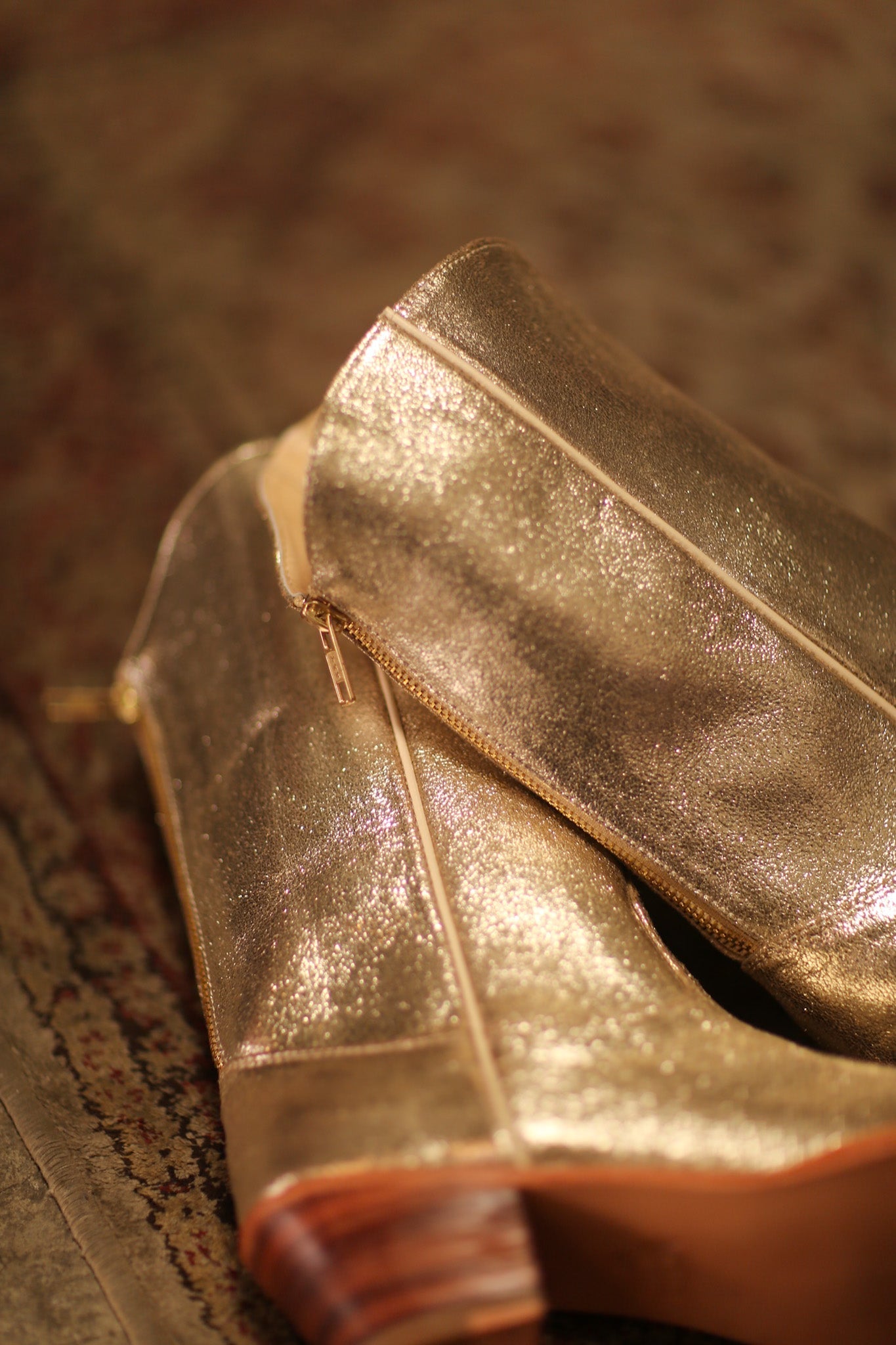 GOLDEN WESTERN BOOTS SINATRA - BANGKOK TAILOR CLOTHING STORE - HANDMADE CLOTHING