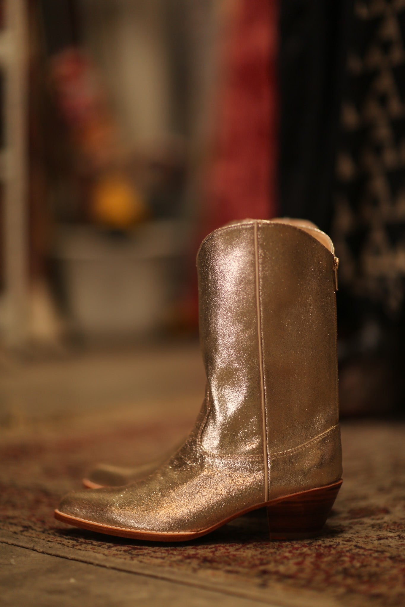GOLDEN WESTERN BOOTS SINATRA - BANGKOK TAILOR CLOTHING STORE - HANDMADE CLOTHING