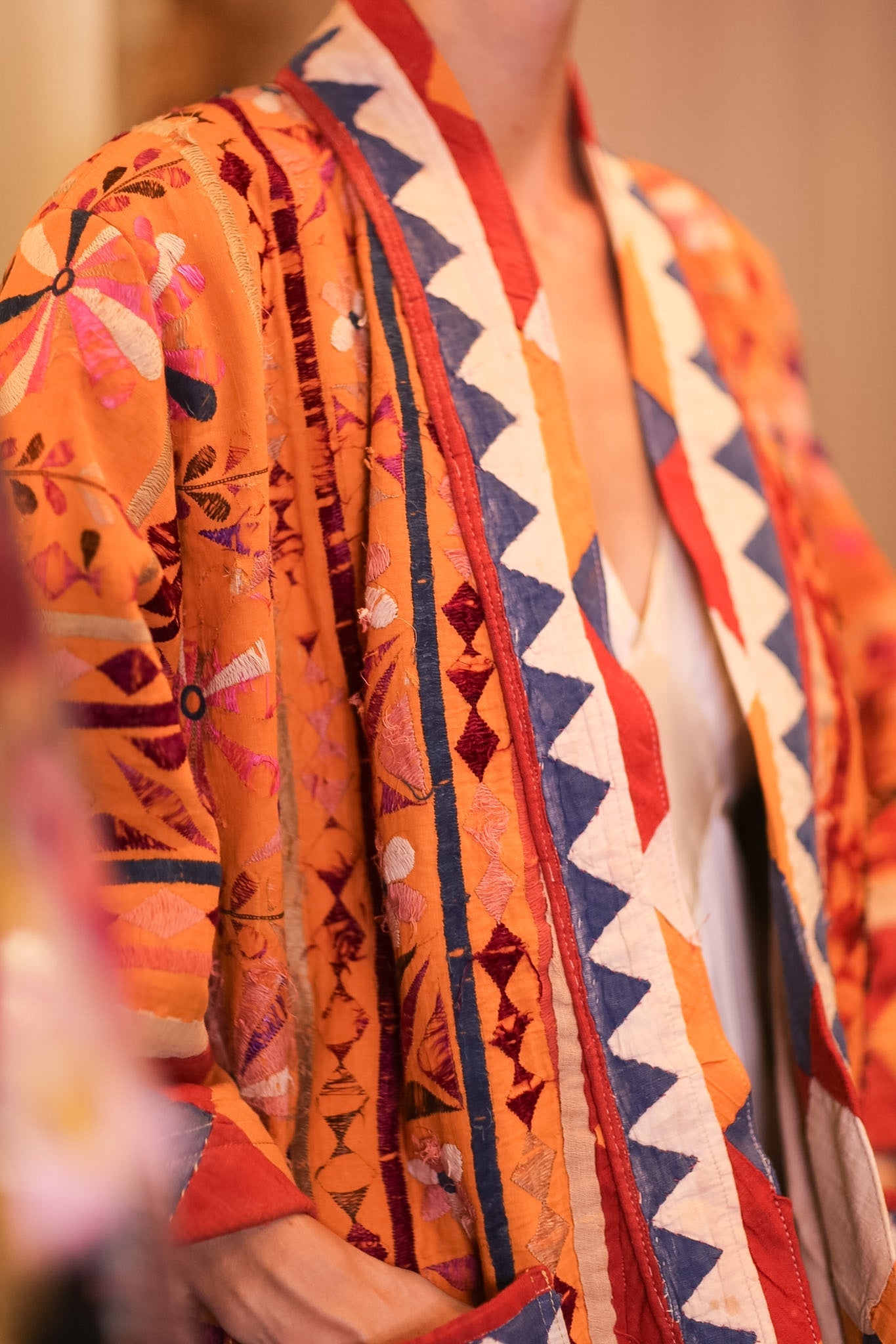 HALF KIMONO EMBROIDRED JACKET LORISA - BANGKOK TAILOR CLOTHING STORE - HANDMADE CLOTHING