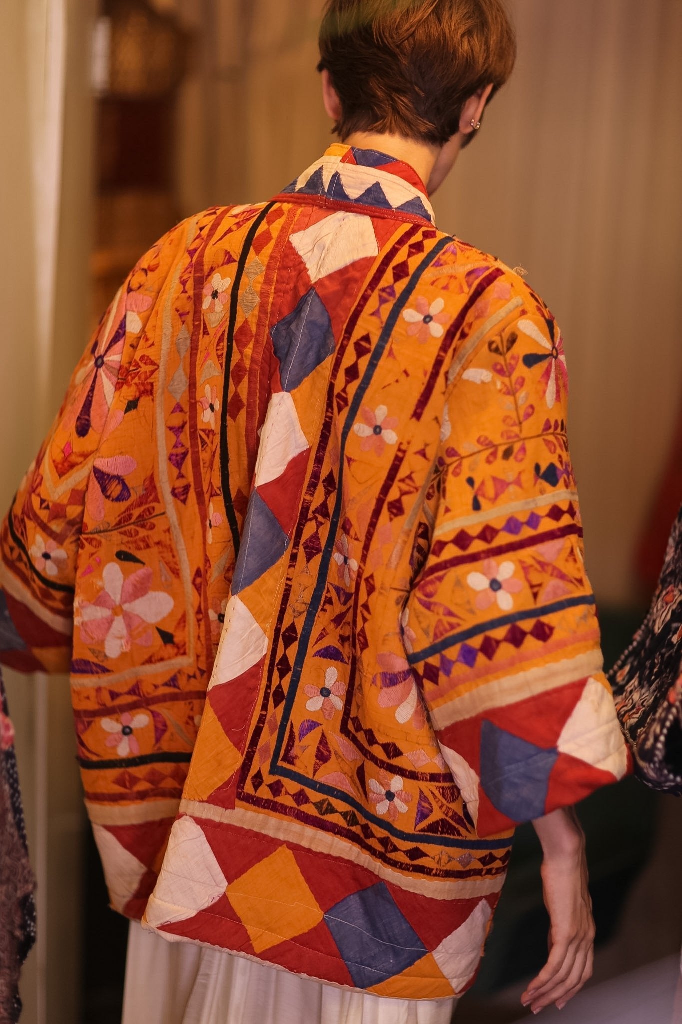 HALF KIMONO EMBROIDRED JACKET LORISA - BANGKOK TAILOR CLOTHING STORE - HANDMADE CLOTHING