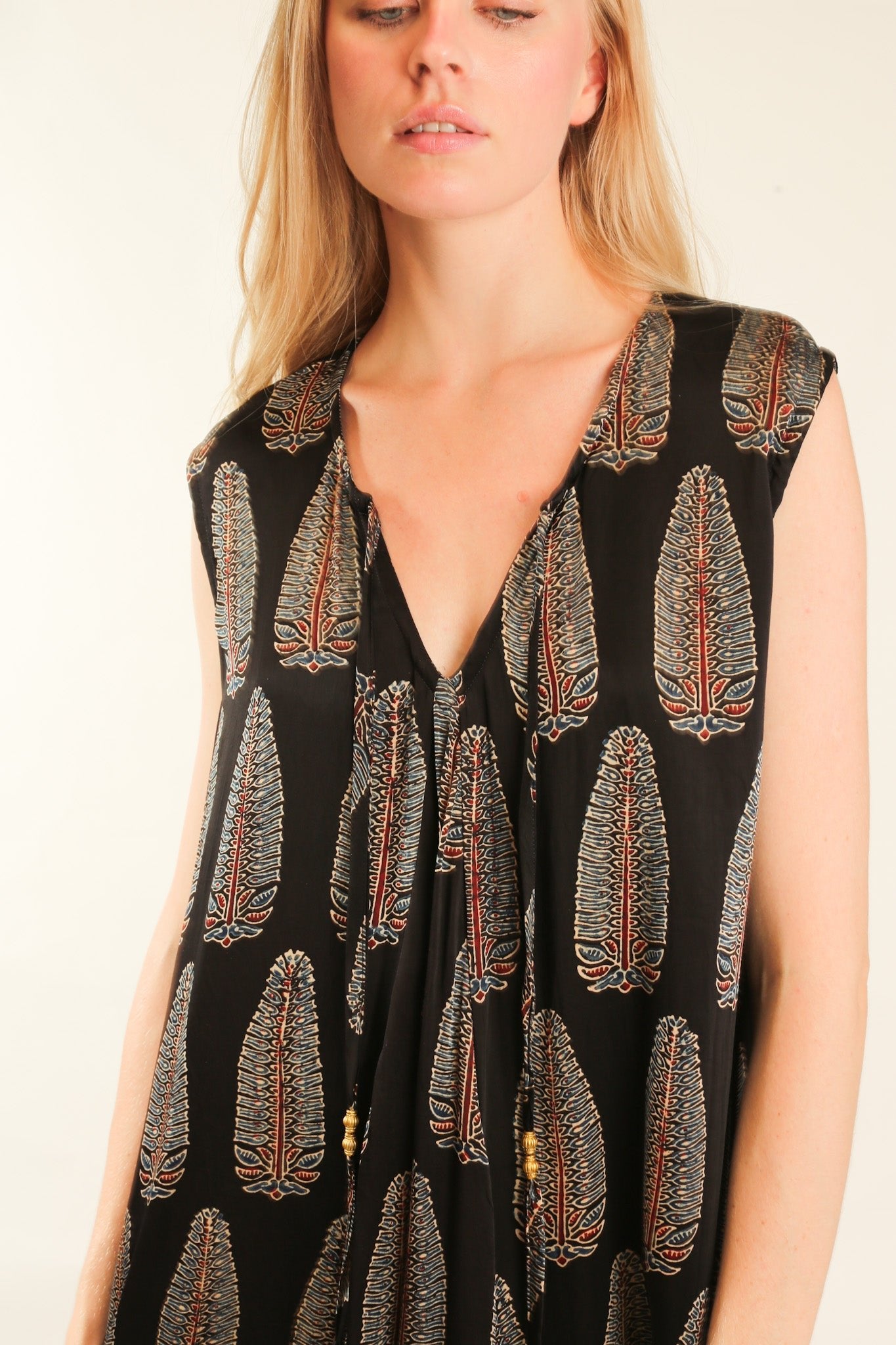 HAND BLOCK PRINT SILK DRESS NATCH - BANGKOK TAILOR CLOTHING STORE - HANDMADE CLOTHING