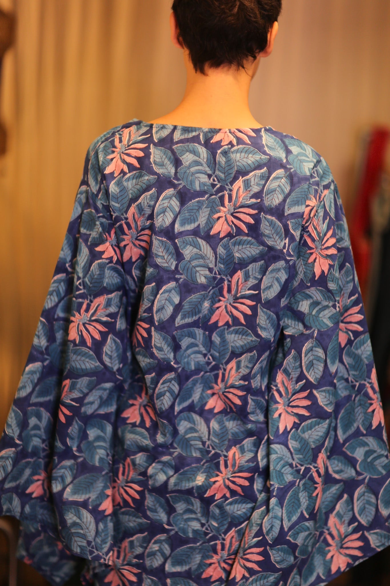 HANDBLOCK COTTON WINGS KIMONO PINA CODIA - BANGKOK TAILOR CLOTHING STORE - HANDMADE CLOTHING