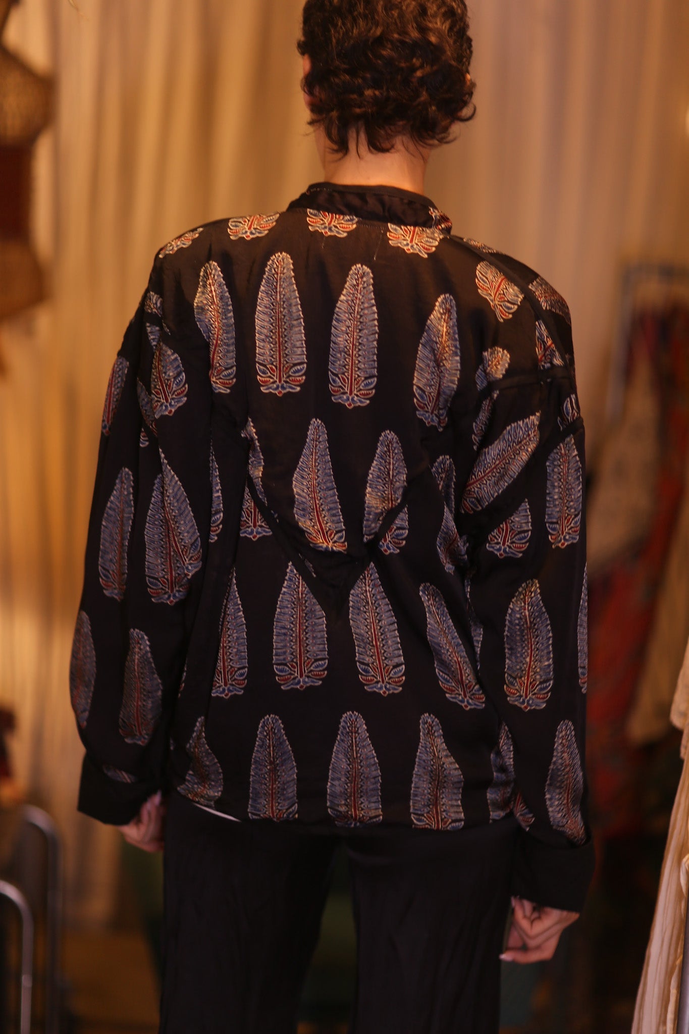 HANDBLOCKED SILK JACKET YU - BANGKOK TAILOR CLOTHING STORE - HANDMADE CLOTHING