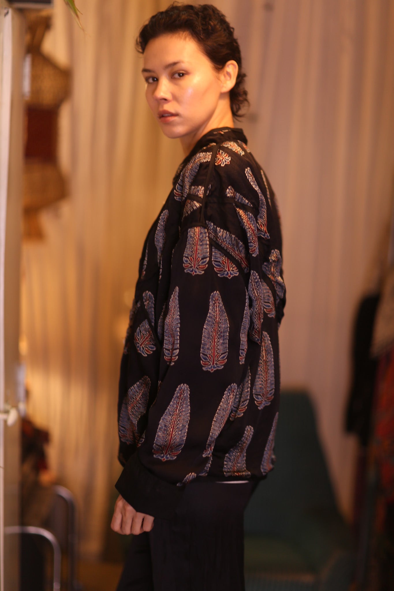 HANDBLOCKED SILK JACKET YU - BANGKOK TAILOR CLOTHING STORE - HANDMADE CLOTHING