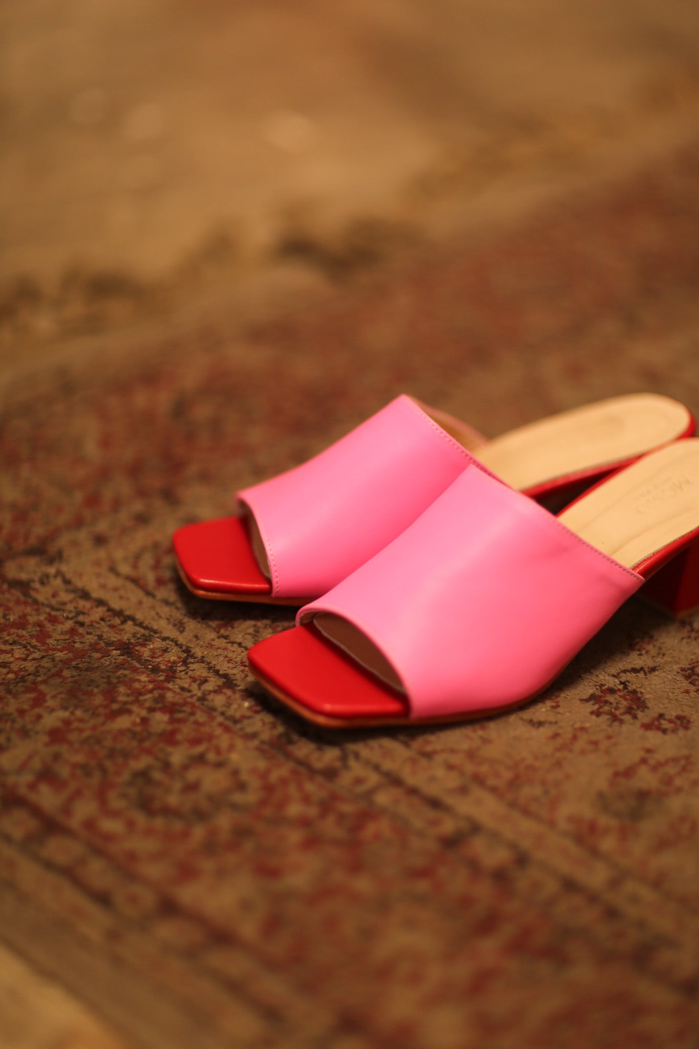 HANDCRAFTED LEATHER MULES LORIN PINK RED - BANGKOK TAILOR CLOTHING STORE - HANDMADE CLOTHING
