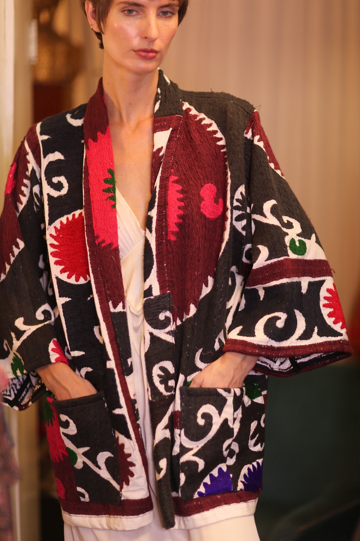 HANDCRAFTED SHORT NOVELTY KIMONO SETKYAR - BANGKOK TAILOR CLOTHING STORE - HANDMADE CLOTHING
