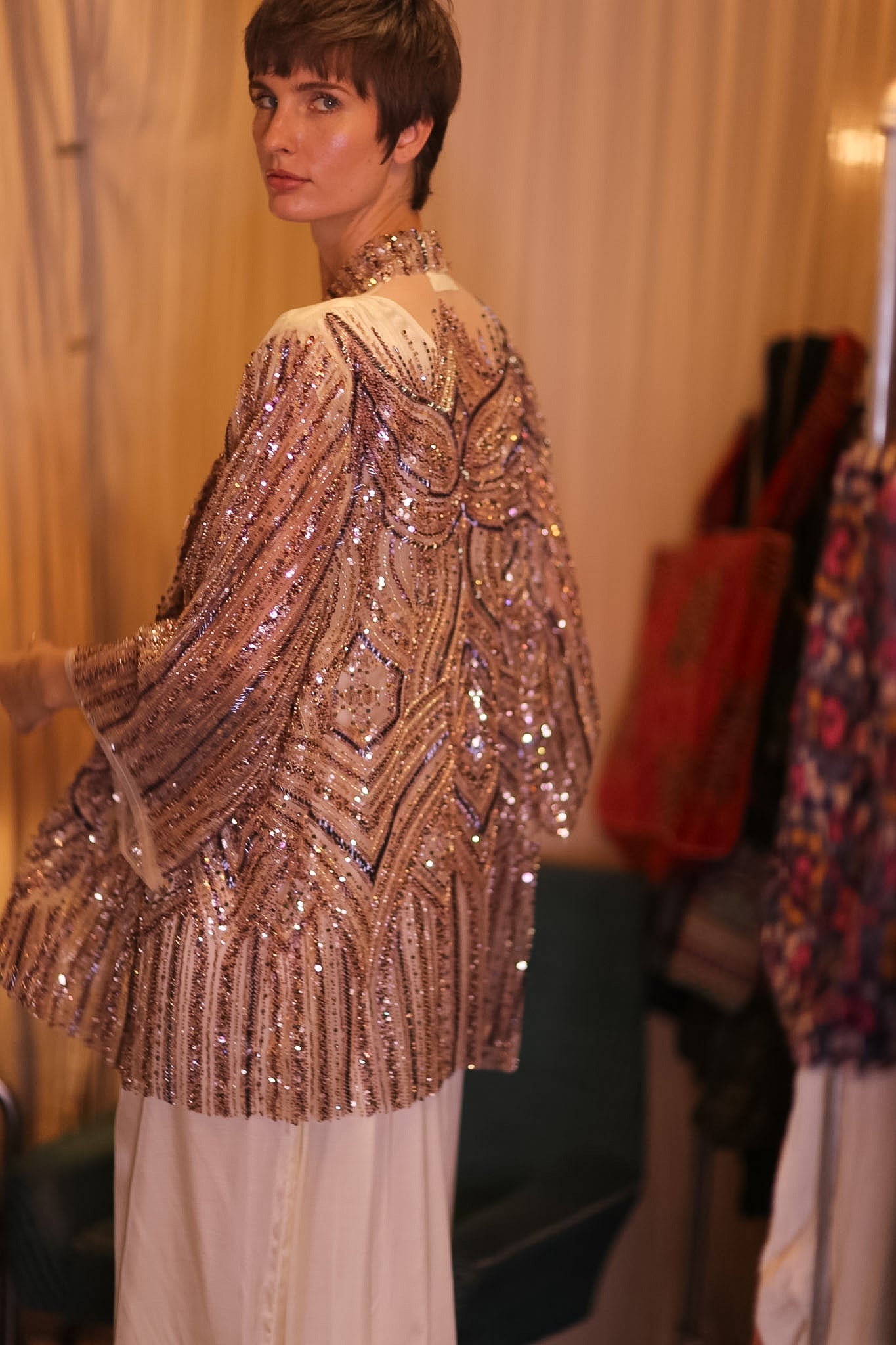 HEAVY SEQUIN EMBROIDERED SILK SHORT KIMONO WHITE FAIRY - BANGKOK TAILOR CLOTHING STORE - HANDMADE CLOTHING