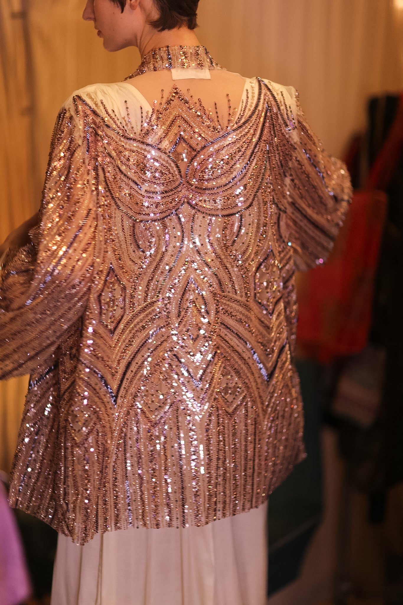 HEAVY SEQUIN EMBROIDERED SILK SHORT KIMONO WHITE FAIRY - BANGKOK TAILOR CLOTHING STORE - HANDMADE CLOTHING