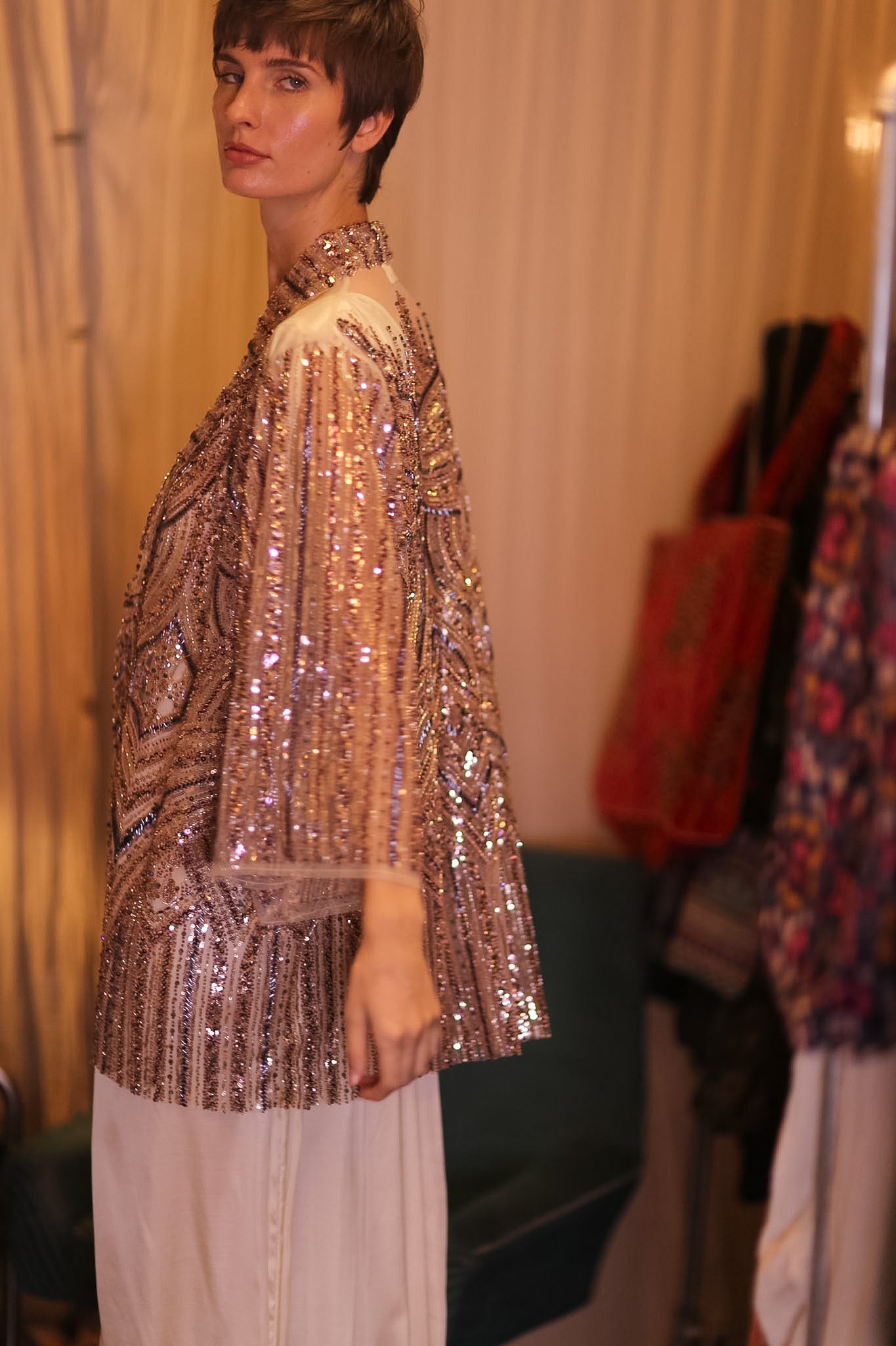 HEAVY SEQUIN EMBROIDERED SILK SHORT KIMONO WHITE FAIRY - BANGKOK TAILOR CLOTHING STORE - HANDMADE CLOTHING