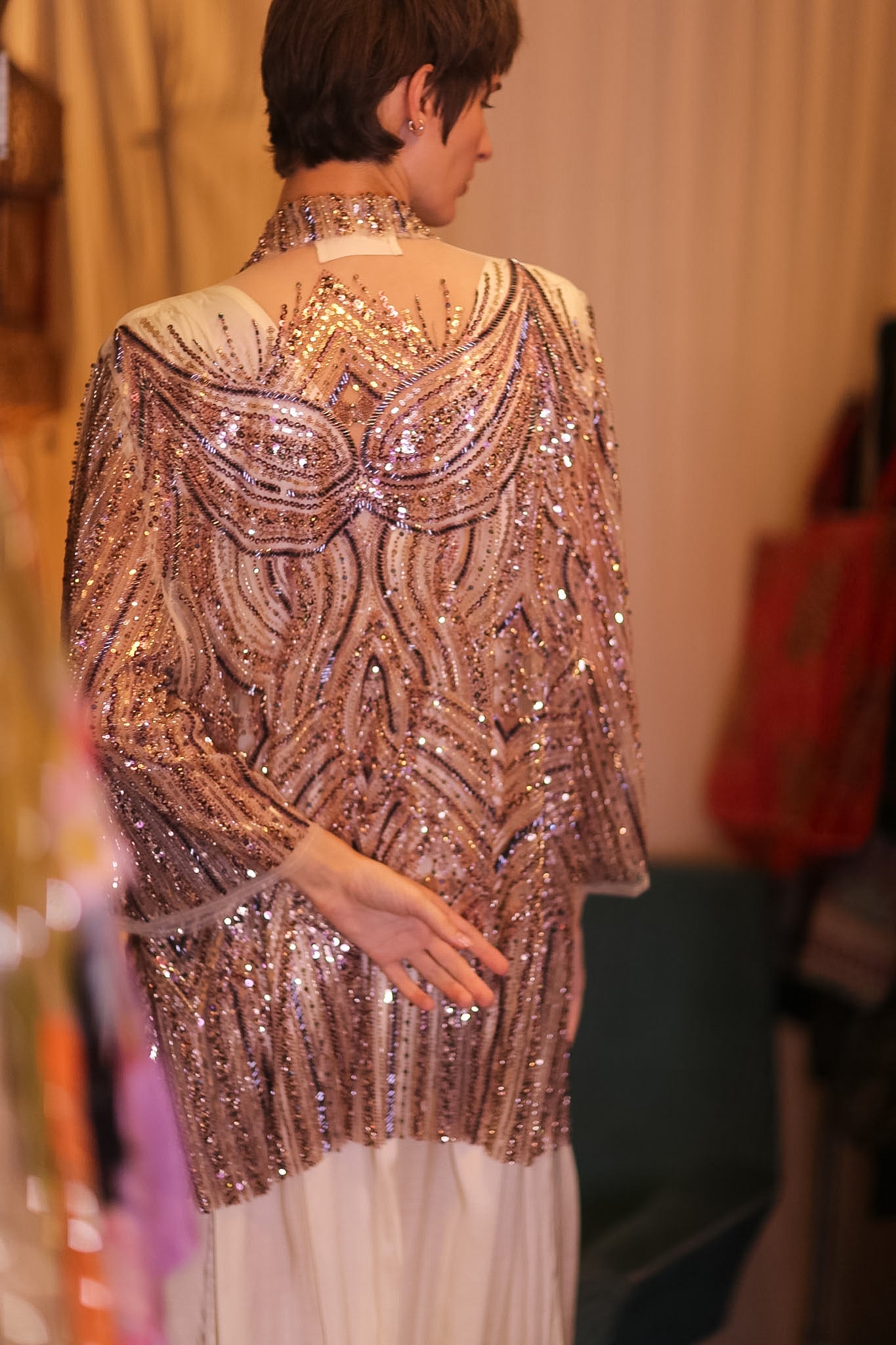 HEAVY SEQUIN EMBROIDERED SILK SHORT KIMONO WHITE FAIRY - BANGKOK TAILOR CLOTHING STORE - HANDMADE CLOTHING