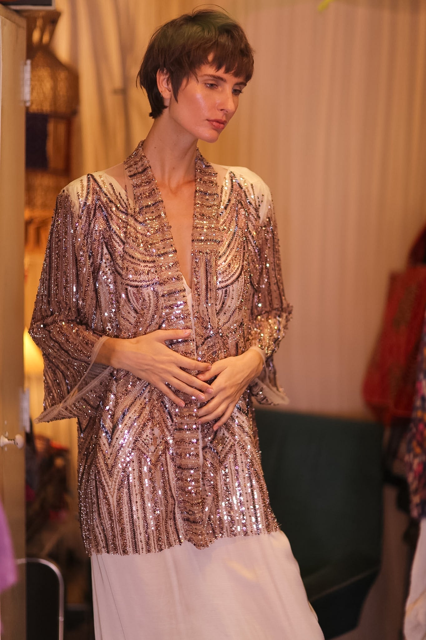 HEAVY SEQUIN EMBROIDERED SILK SHORT KIMONO WHITE FAIRY - BANGKOK TAILOR CLOTHING STORE - HANDMADE CLOTHING