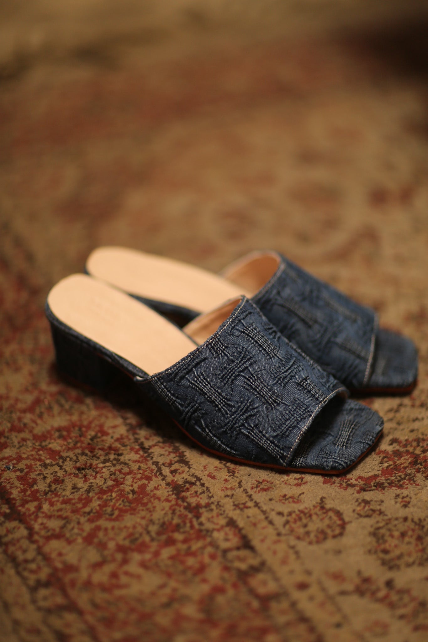 HEELED DENIM MULES JANBU - BANGKOK TAILOR CLOTHING STORE - HANDMADE CLOTHING
