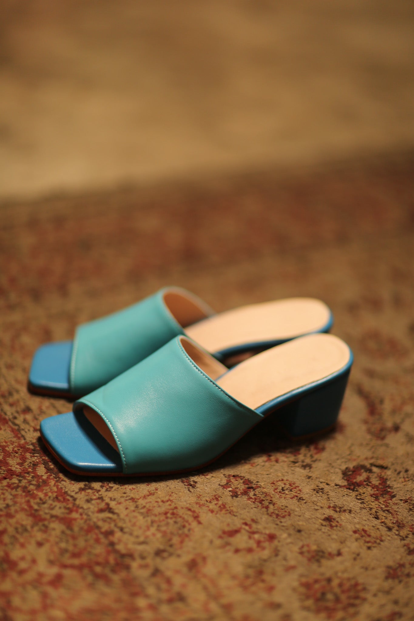 HEELED LEATHER MULES TURQUOISE AQUA BLUE - BANGKOK TAILOR CLOTHING STORE - HANDMADE CLOTHING