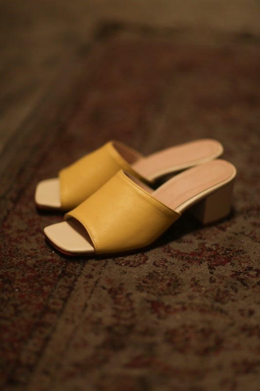 HEELED MULES LORIN YELLOW CREAM - BANGKOK TAILOR CLOTHING STORE - HANDMADE CLOTHING