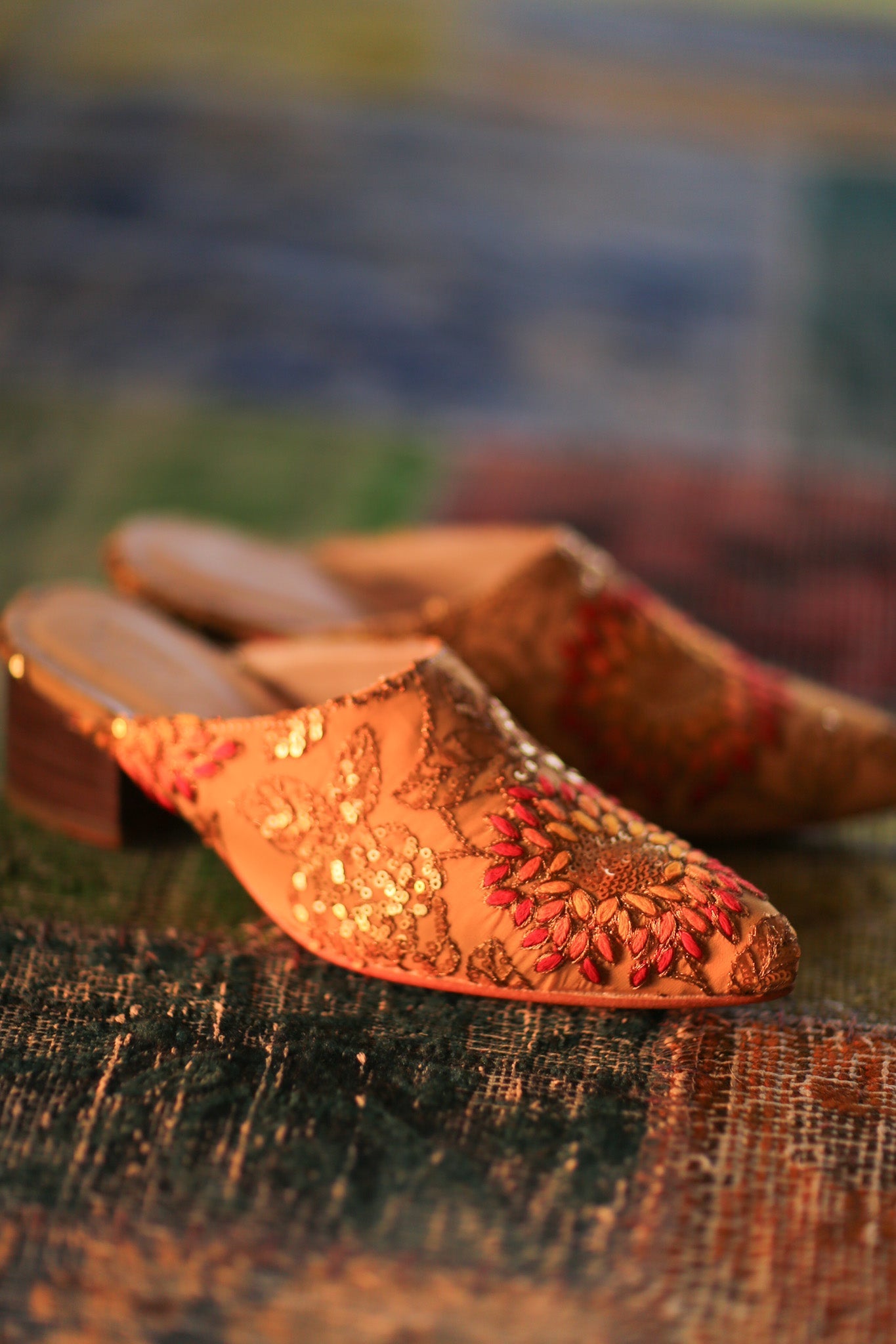 HEELED MULES SILK EMBROIDERED QUINA - BANGKOK TAILOR CLOTHING STORE - HANDMADE CLOTHING