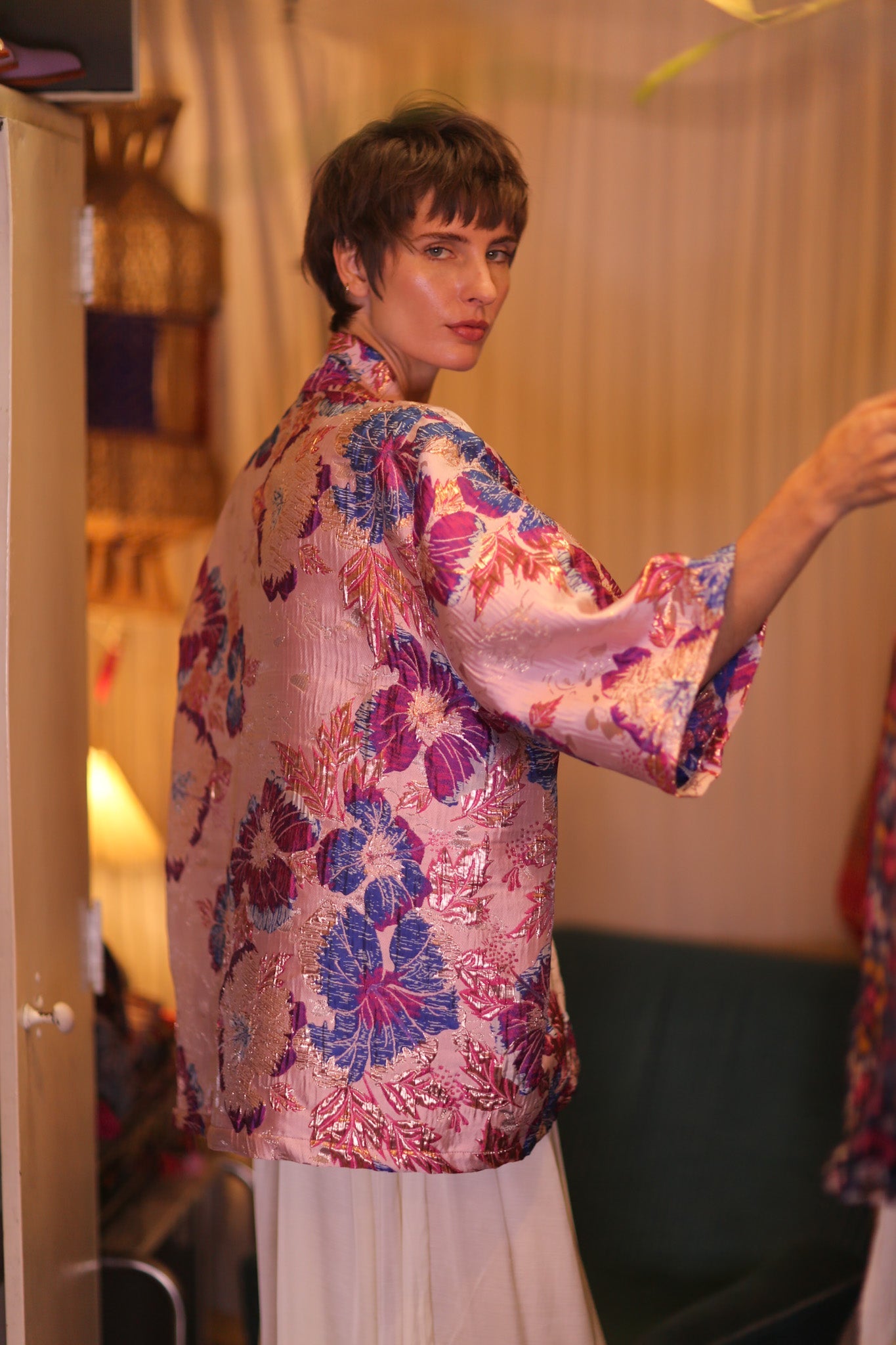 JACQUARD SHORT KIMONO LAVELLE - BANGKOK TAILOR CLOTHING STORE - HANDMADE CLOTHING