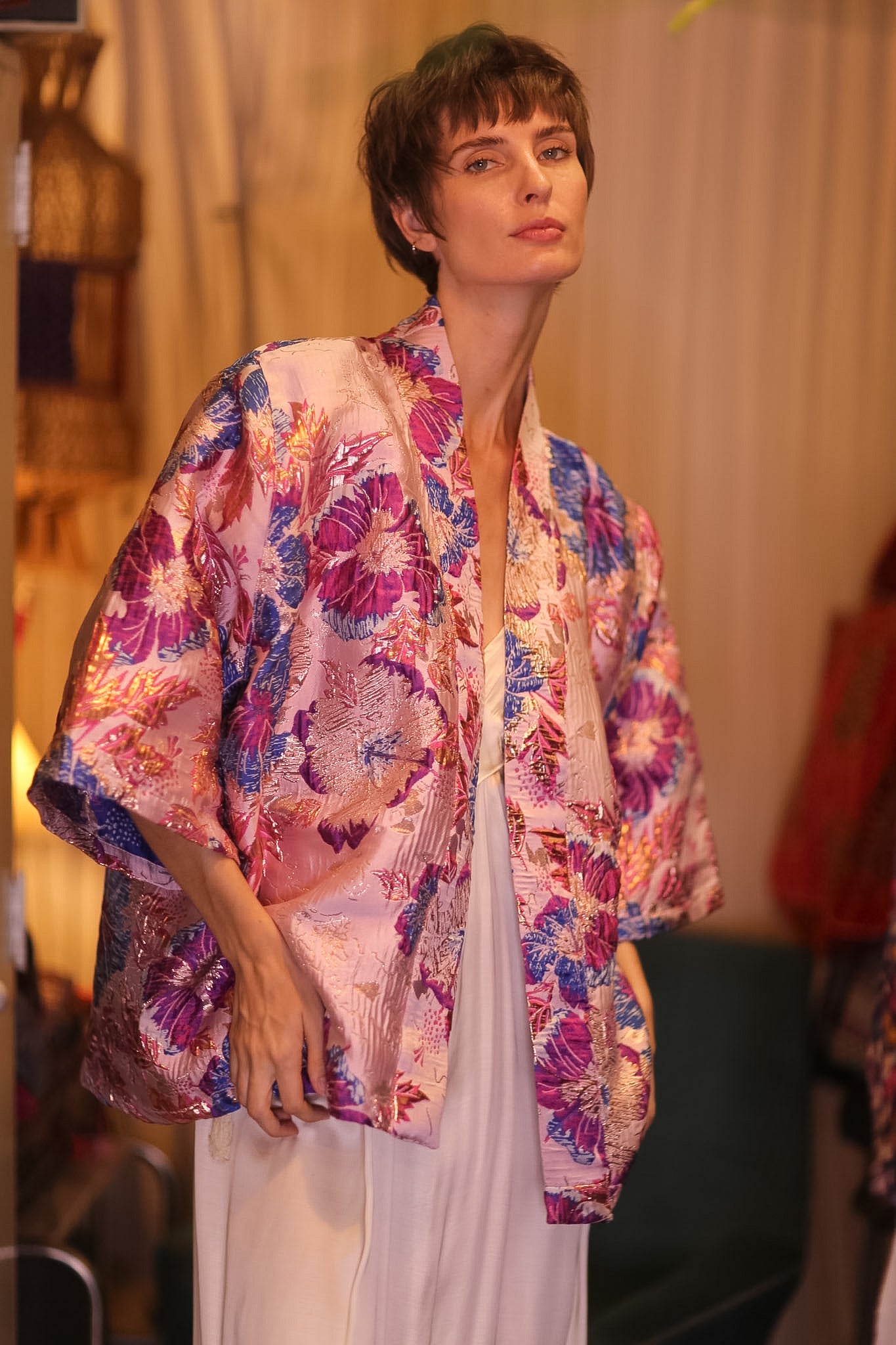 JACQUARD SHORT KIMONO LAVELLE - BANGKOK TAILOR CLOTHING STORE - HANDMADE CLOTHING