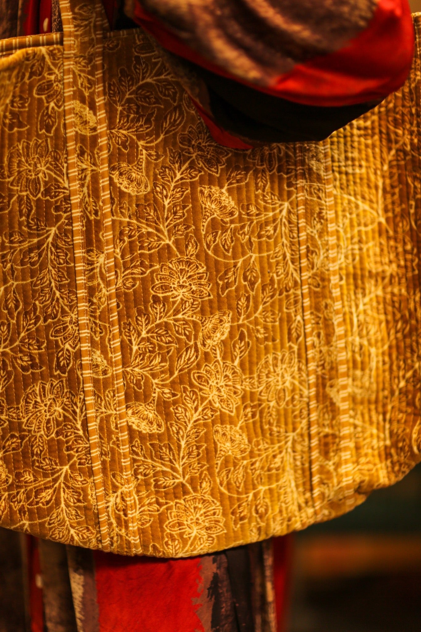 KALI VELVET BAG GOLDEN FLOWER L - BANGKOK TAILOR CLOTHING STORE - HANDMADE CLOTHING