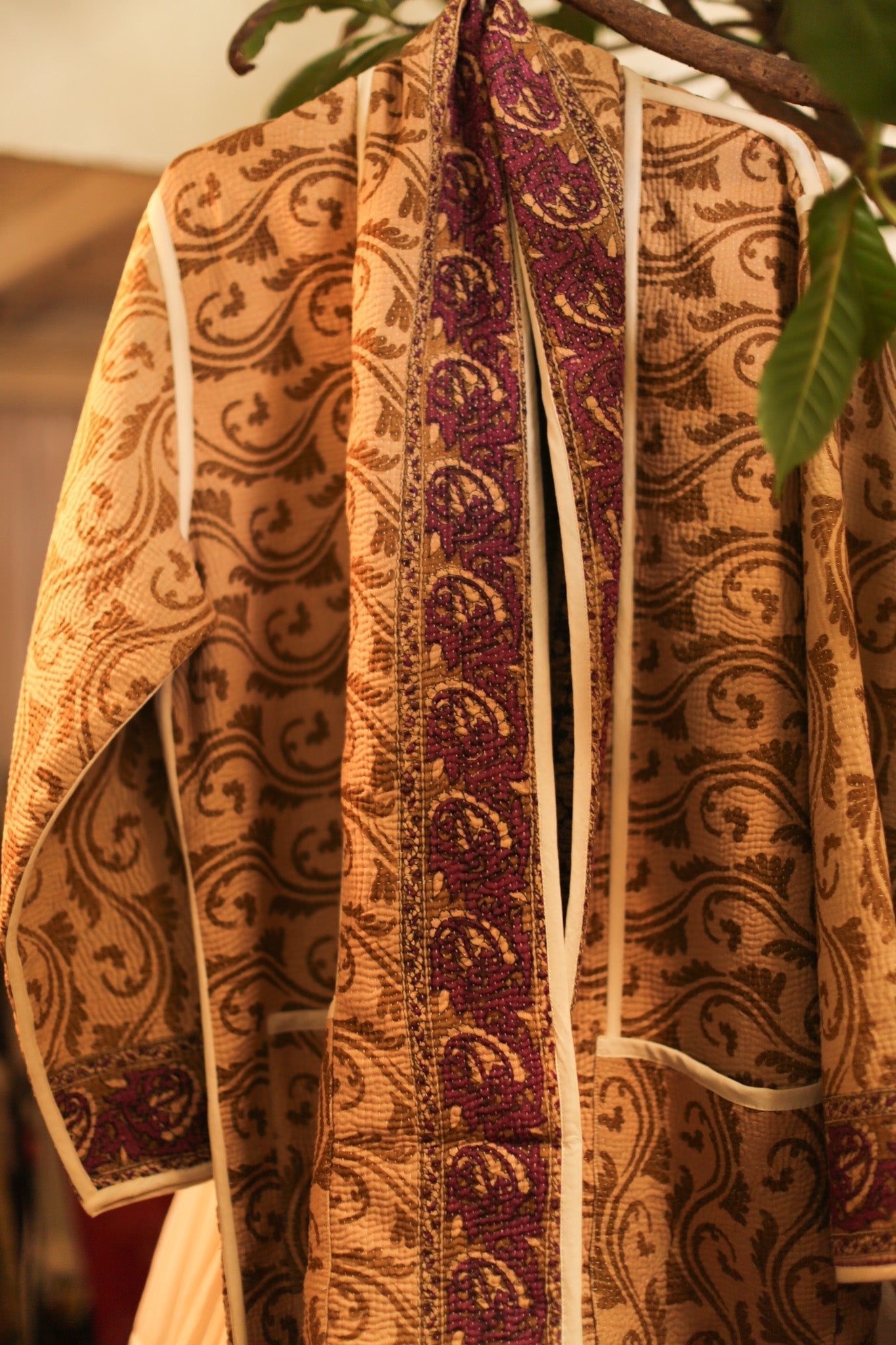 KANTHA COAT YURI - BANGKOK TAILOR CLOTHING STORE - HANDMADE CLOTHING