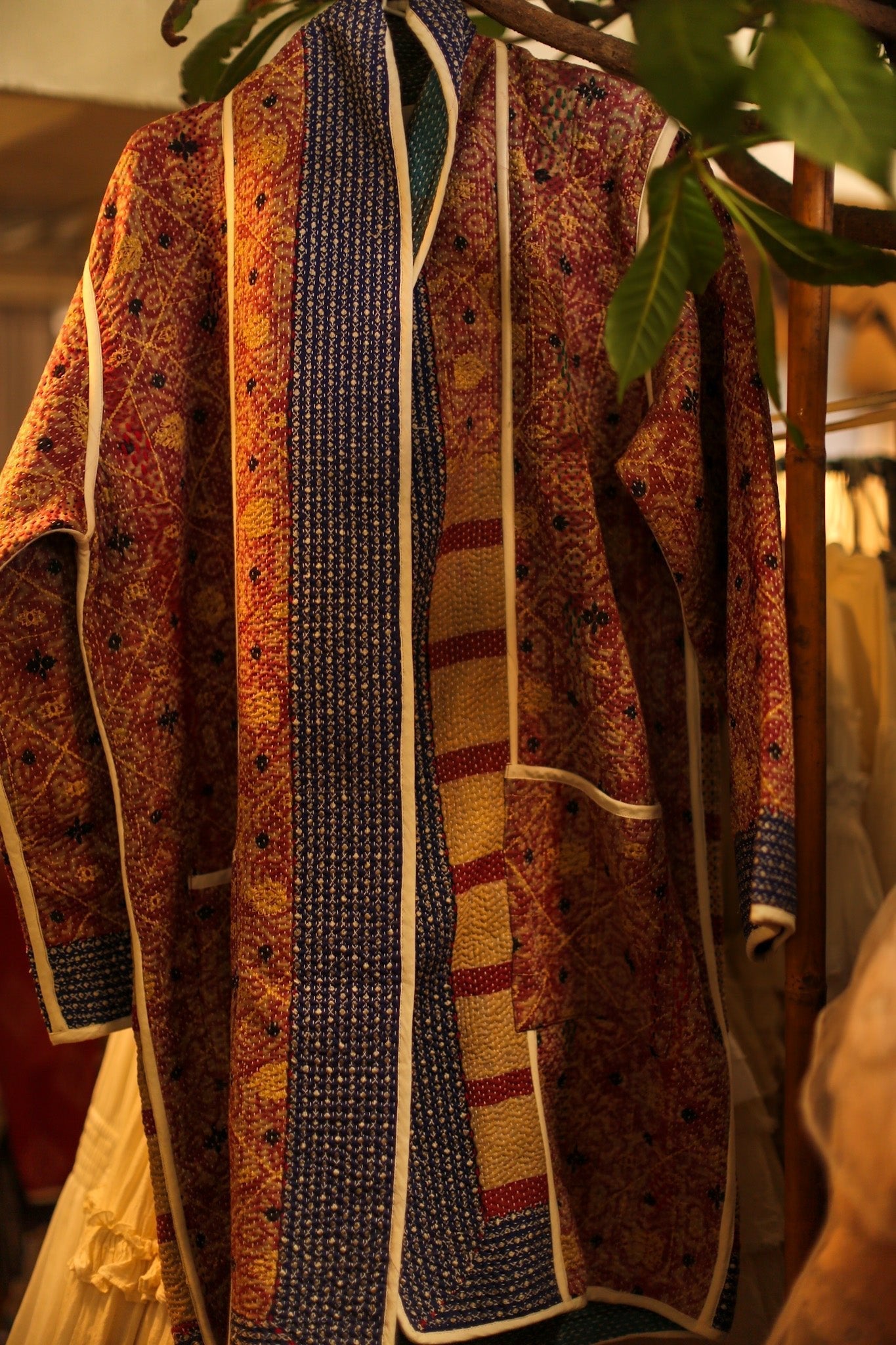 KANTHA COAT YURI - BANGKOK TAILOR CLOTHING STORE - HANDMADE CLOTHING