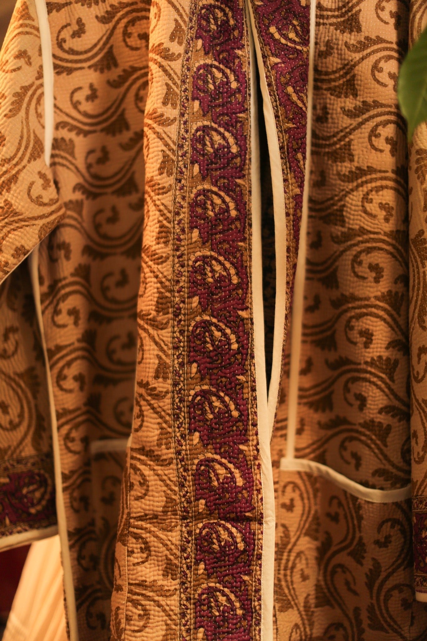 KANTHA COAT YURI - BANGKOK TAILOR CLOTHING STORE - HANDMADE CLOTHING