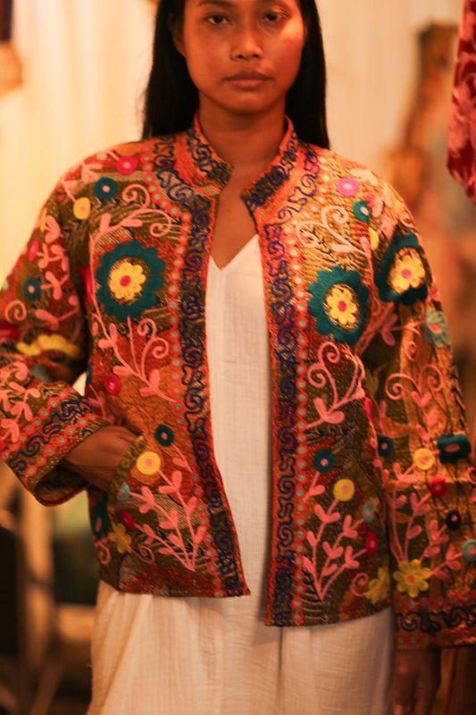 KANTHA EMBROIDERED JACKET INGRID HUGS - BANGKOK TAILOR CLOTHING STORE - HANDMADE CLOTHING