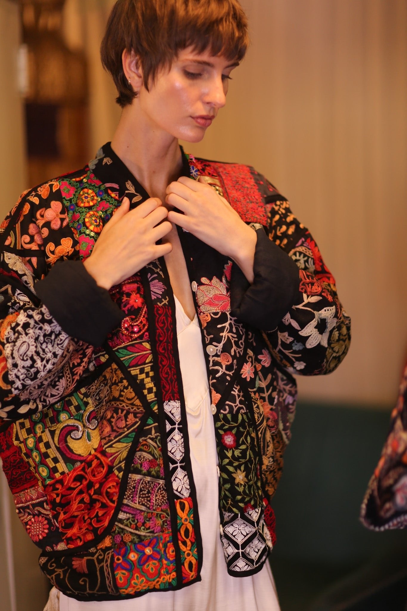 KANTHA JACKET EMBROIDERED PATCHWORK PATTERN EMPRESS - BANGKOK TAILOR CLOTHING STORE - HANDMADE CLOTHING