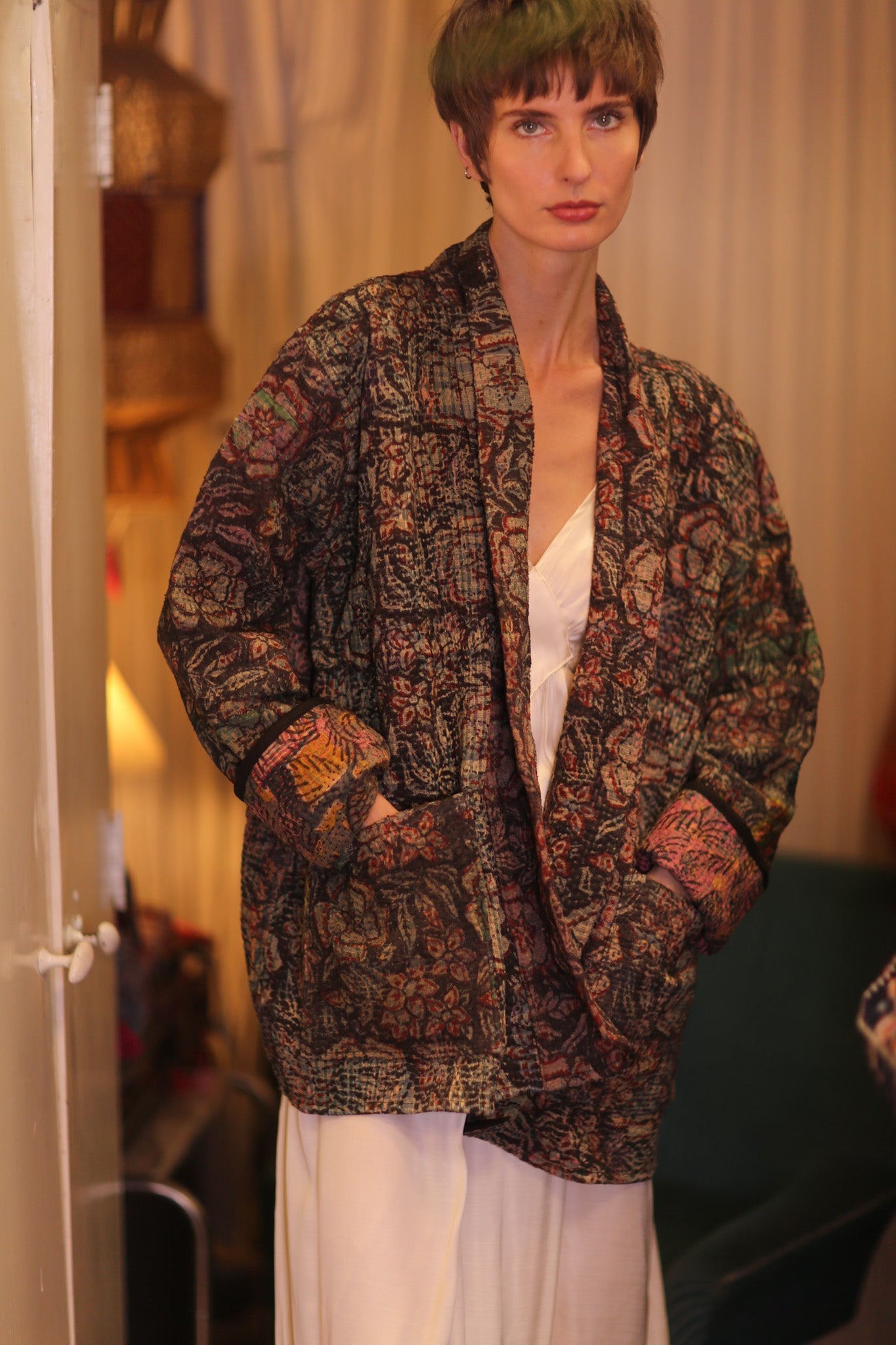 KANTHA JACKET VINTAGE FLOWER FRINE - BANGKOK TAILOR CLOTHING STORE - HANDMADE CLOTHING