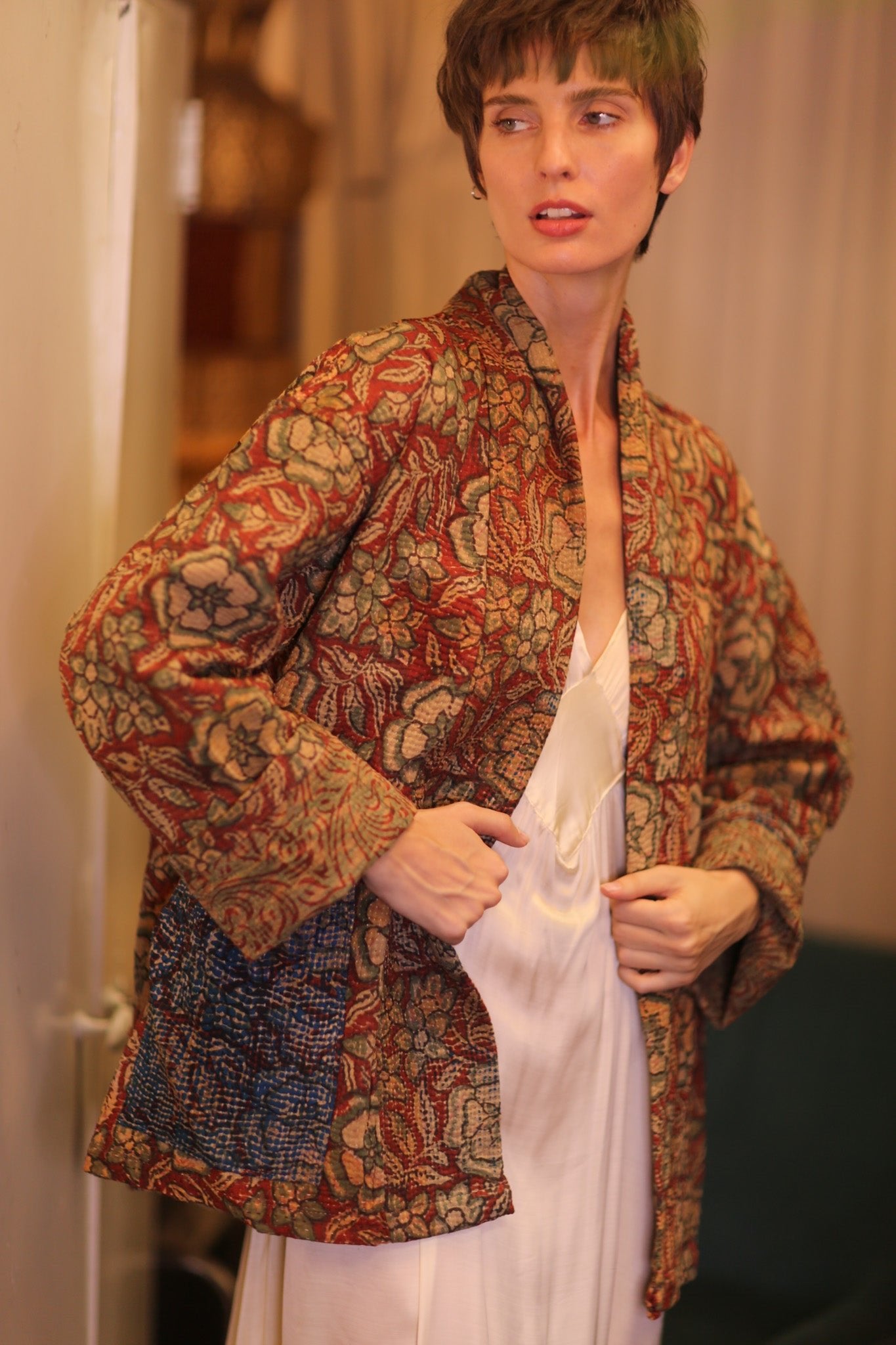 KANTHA KIMONO JACKET FLORAL GITTI - BANGKOK TAILOR CLOTHING STORE - HANDMADE CLOTHING