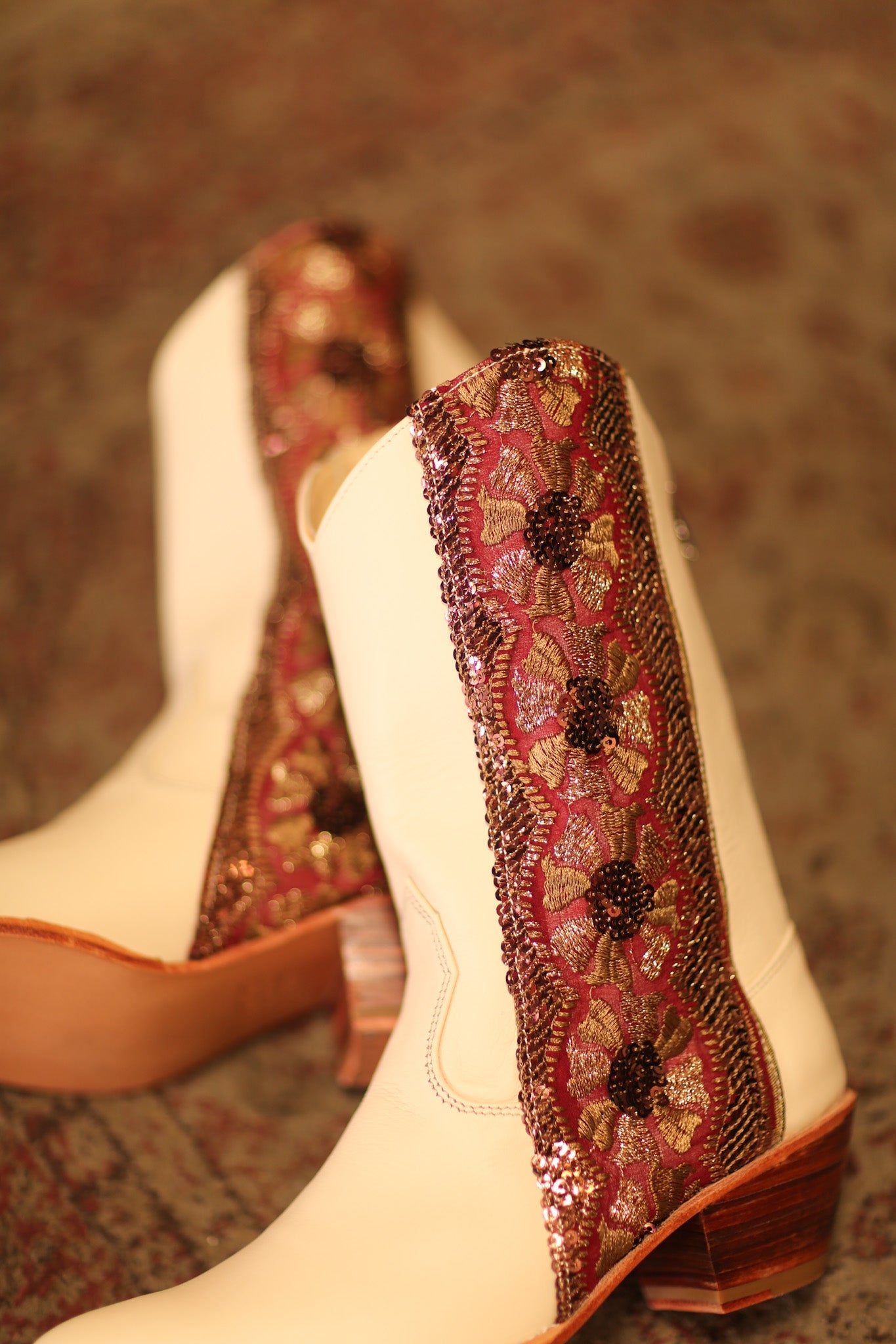 LEATHER BORDER TRIM WESTERN BOOTS LIZOU - BANGKOK TAILOR CLOTHING STORE - HANDMADE CLOTHING