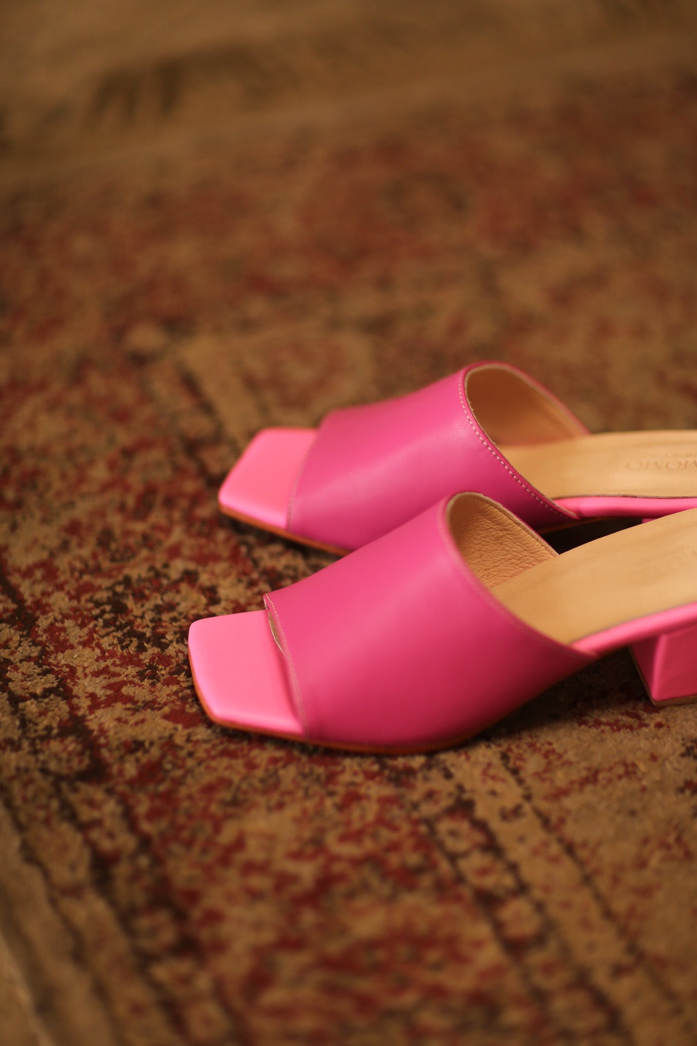 LEATHER HEELED MULES LORIN FUSHIA PINK - BANGKOK TAILOR CLOTHING STORE - HANDMADE CLOTHING