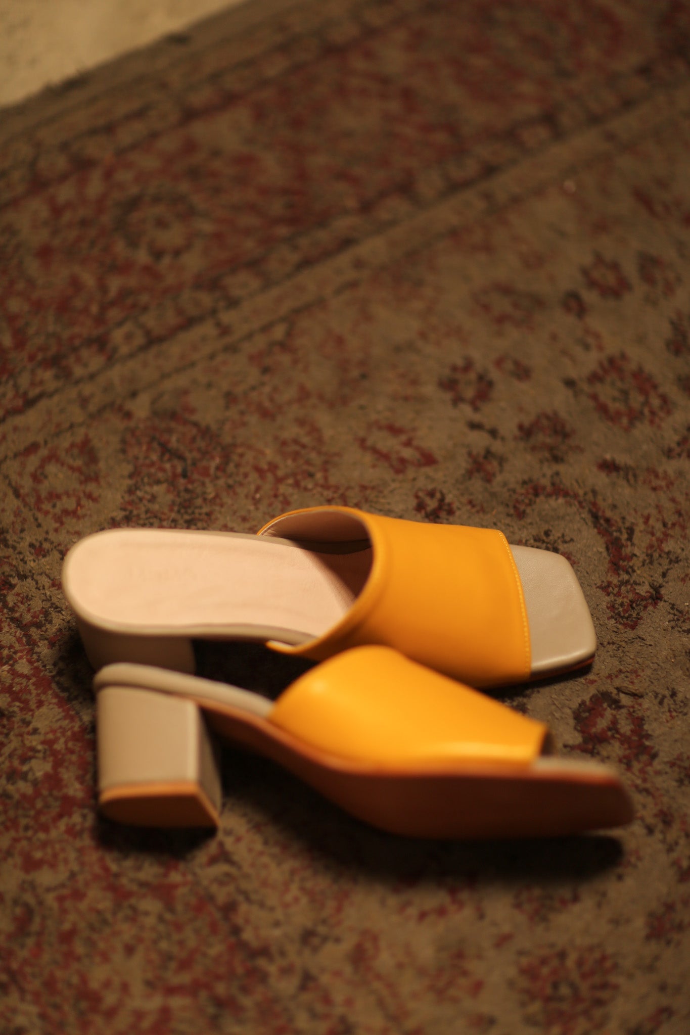 LEATHER HEELED MULES LORIN YELLOW GREY - BANGKOK TAILOR CLOTHING STORE - HANDMADE CLOTHING