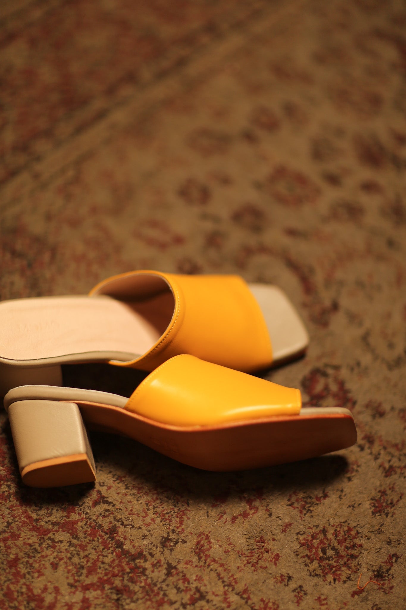 LEATHER HEELED MULES LORIN YELLOW GREY - BANGKOK TAILOR CLOTHING STORE - HANDMADE CLOTHING