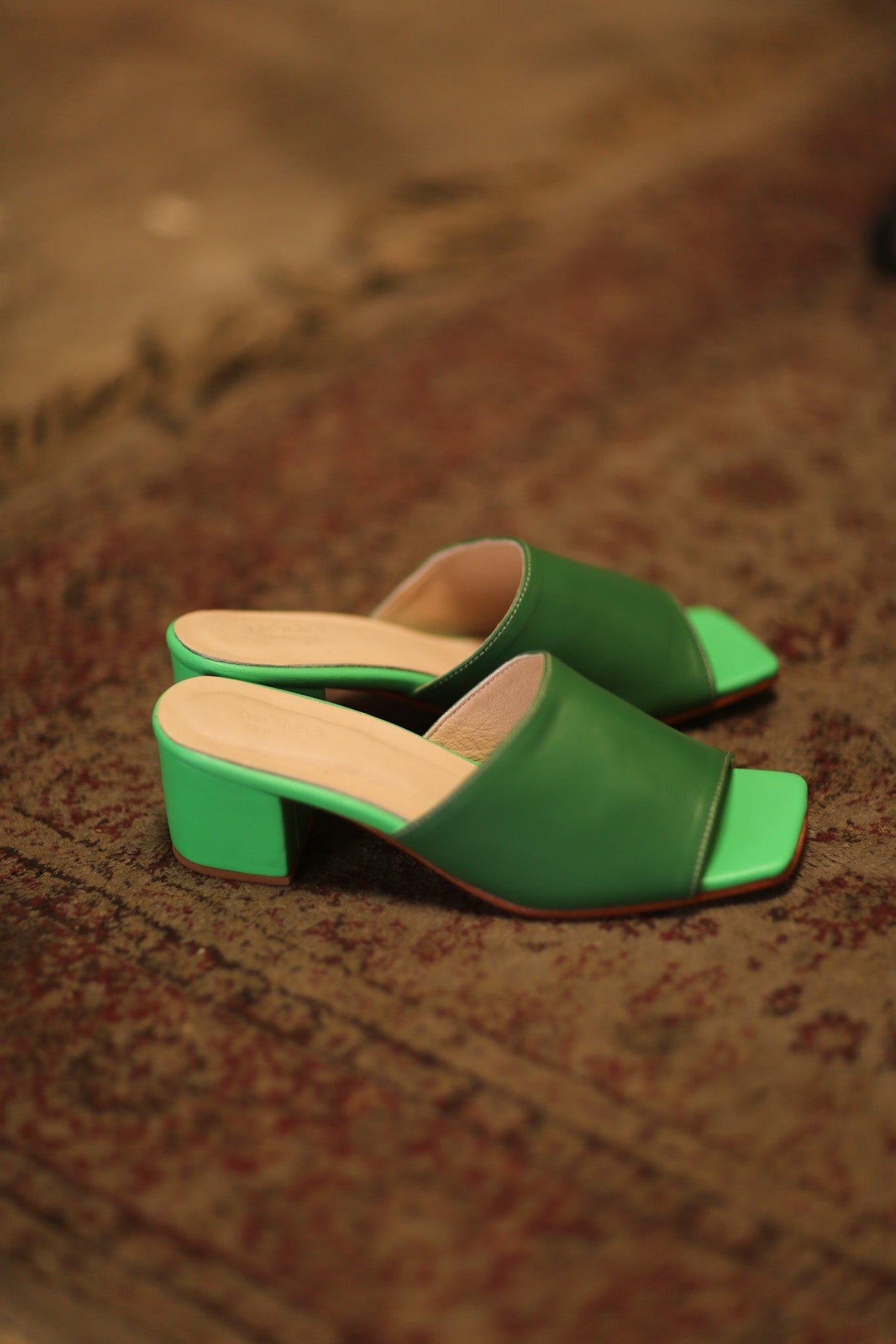 LEATHER MULES LORIN GREEN - BANGKOK TAILOR CLOTHING STORE - HANDMADE CLOTHING