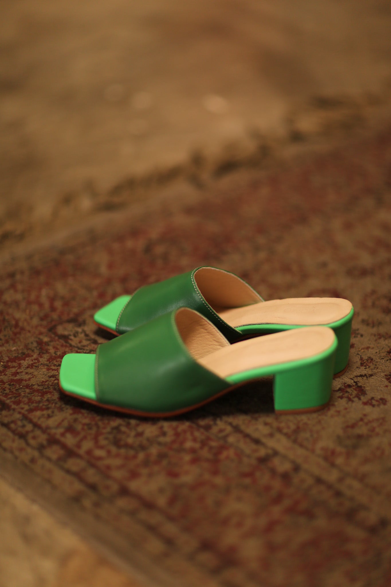 LEATHER MULES LORIN GREEN - BANGKOK TAILOR CLOTHING STORE - HANDMADE CLOTHING