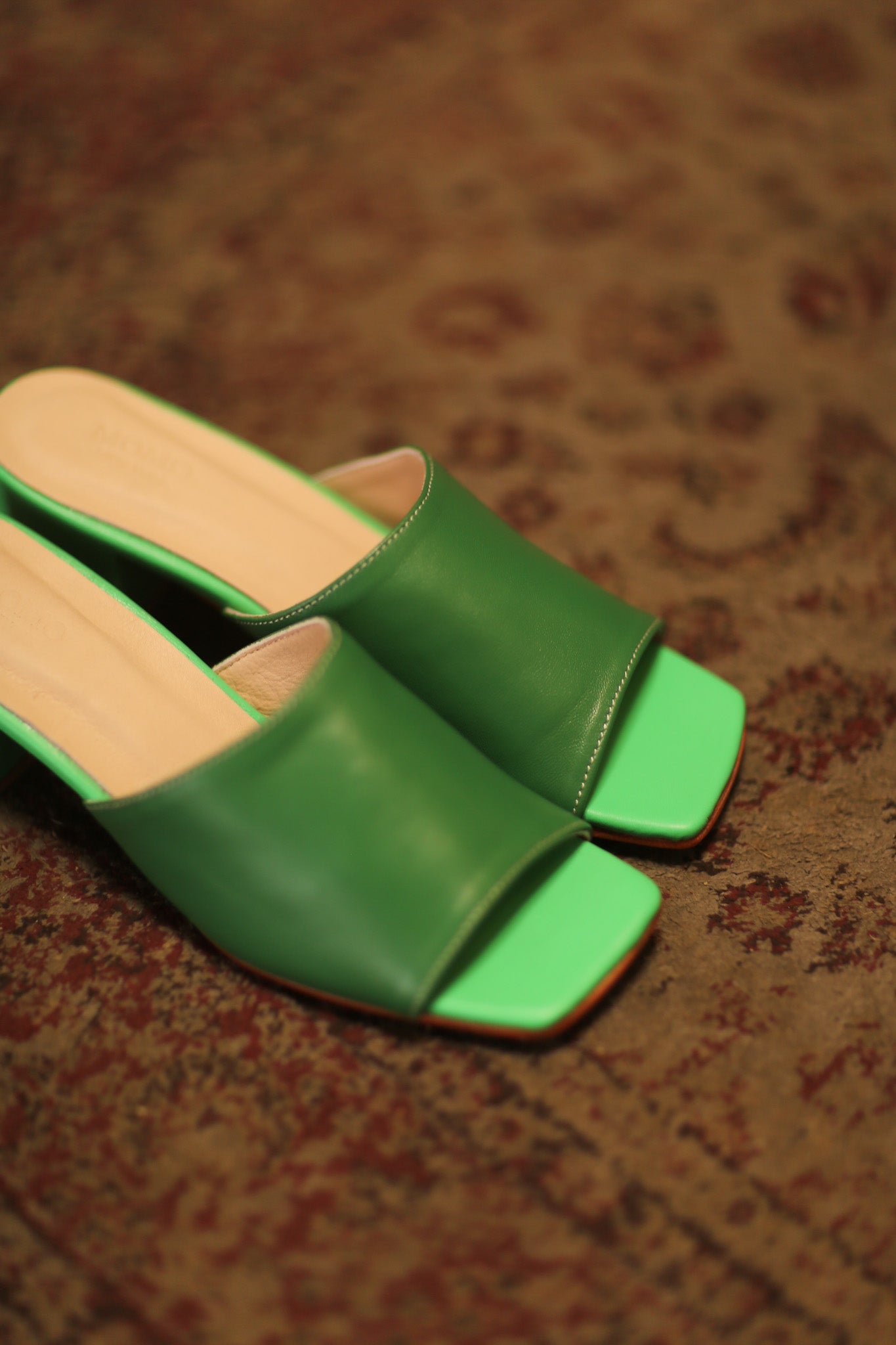 LEATHER MULES LORIN GREEN - BANGKOK TAILOR CLOTHING STORE - HANDMADE CLOTHING
