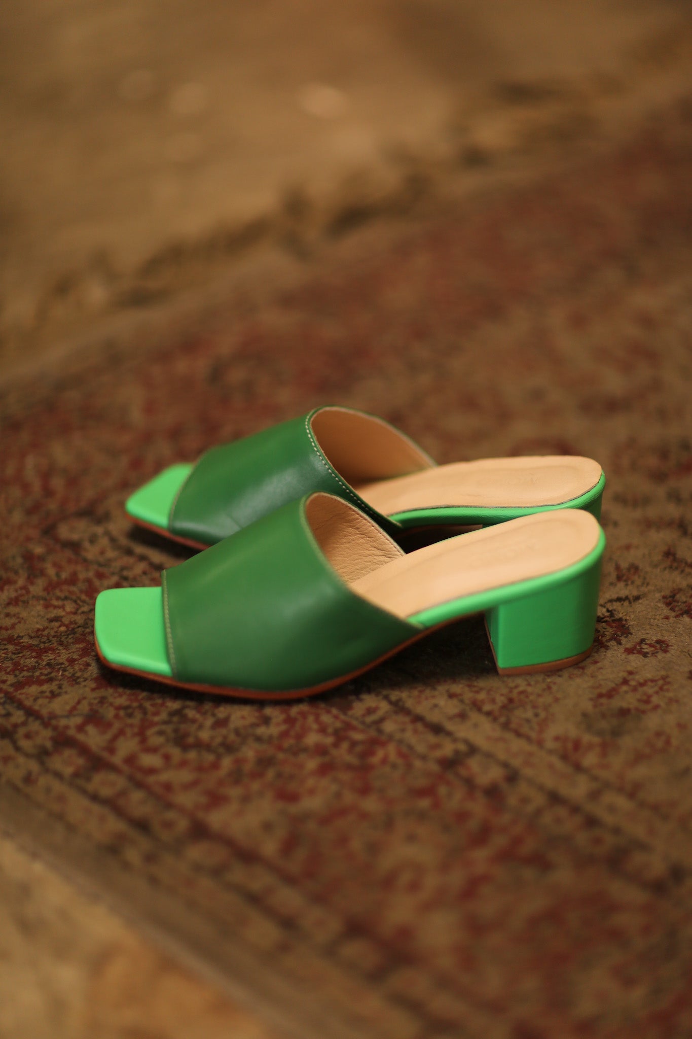 LEATHER MULES LORIN GREEN - BANGKOK TAILOR CLOTHING STORE - HANDMADE CLOTHING