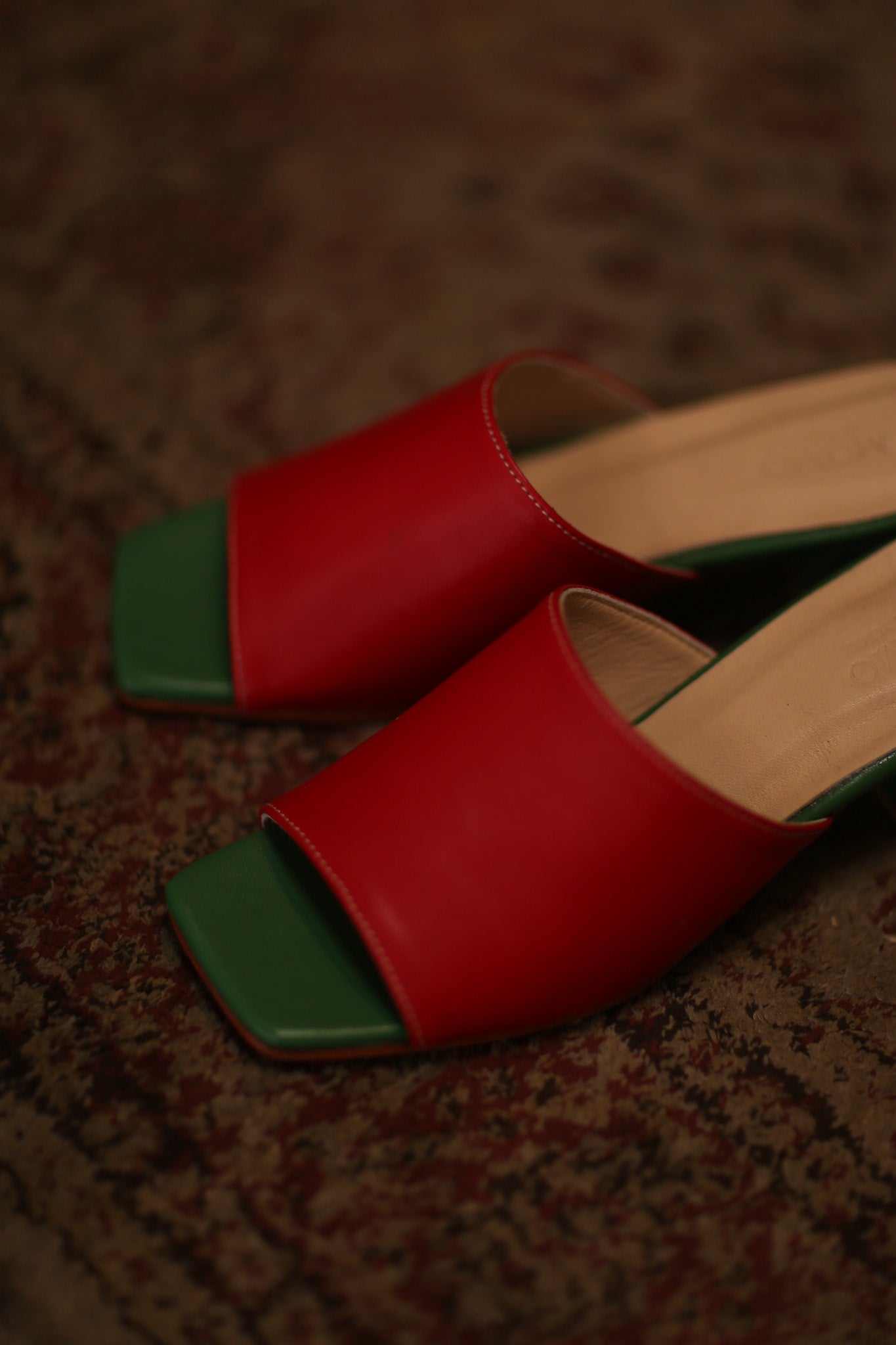 LEATHER MULES LORIN RED GREEN - BANGKOK TAILOR CLOTHING STORE - HANDMADE CLOTHING