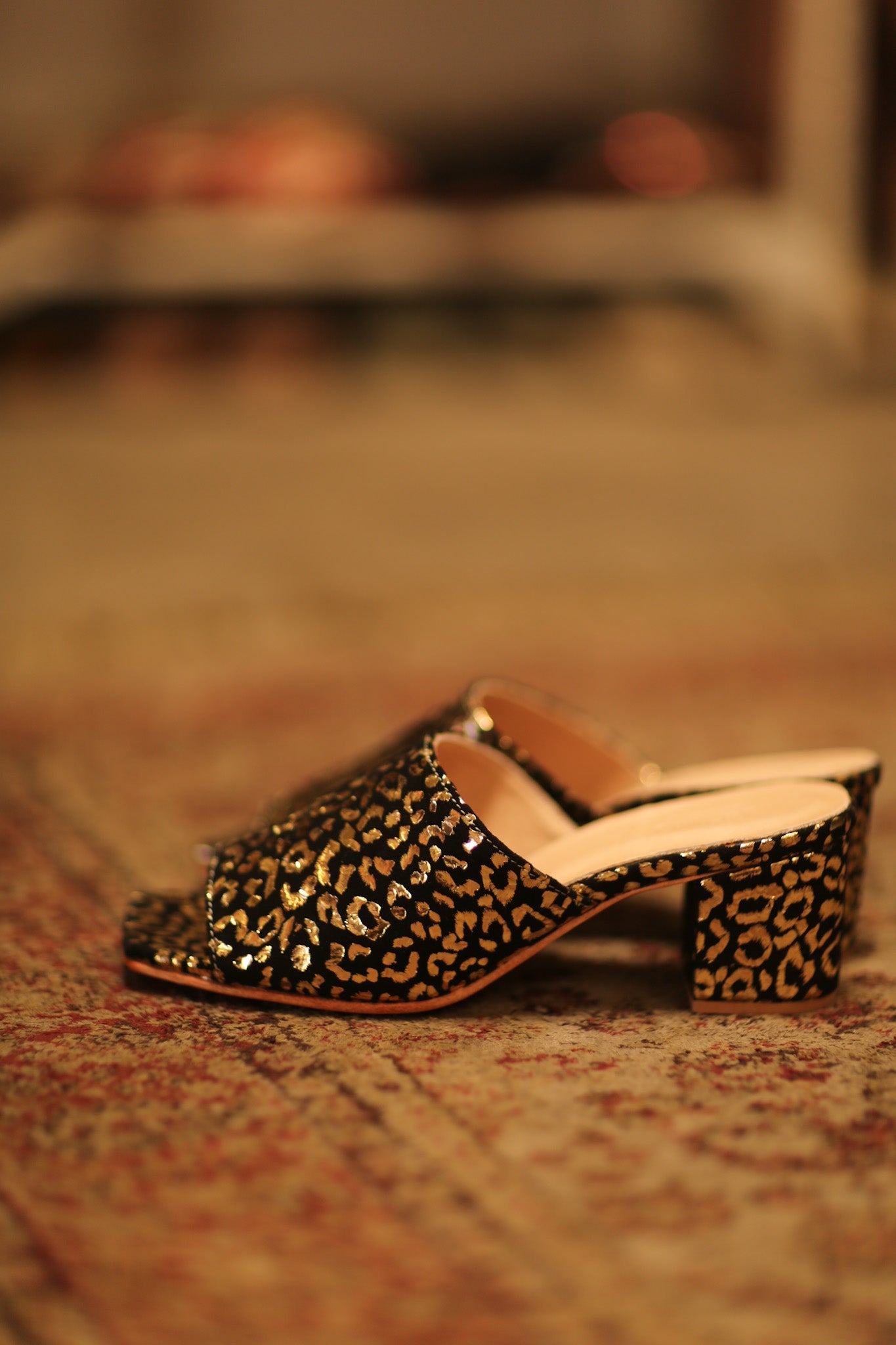 LEO HEELED MULES MARIBEL - BANGKOK TAILOR CLOTHING STORE - HANDMADE CLOTHING