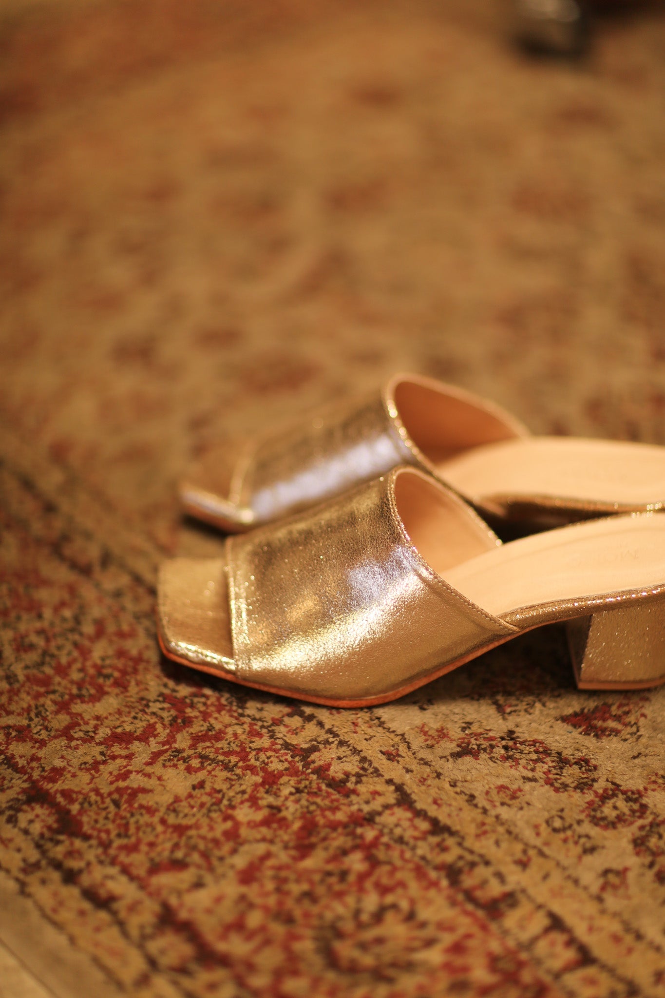 LEO HEELED MULES MARIBEL - BANGKOK TAILOR CLOTHING STORE - HANDMADE CLOTHING
