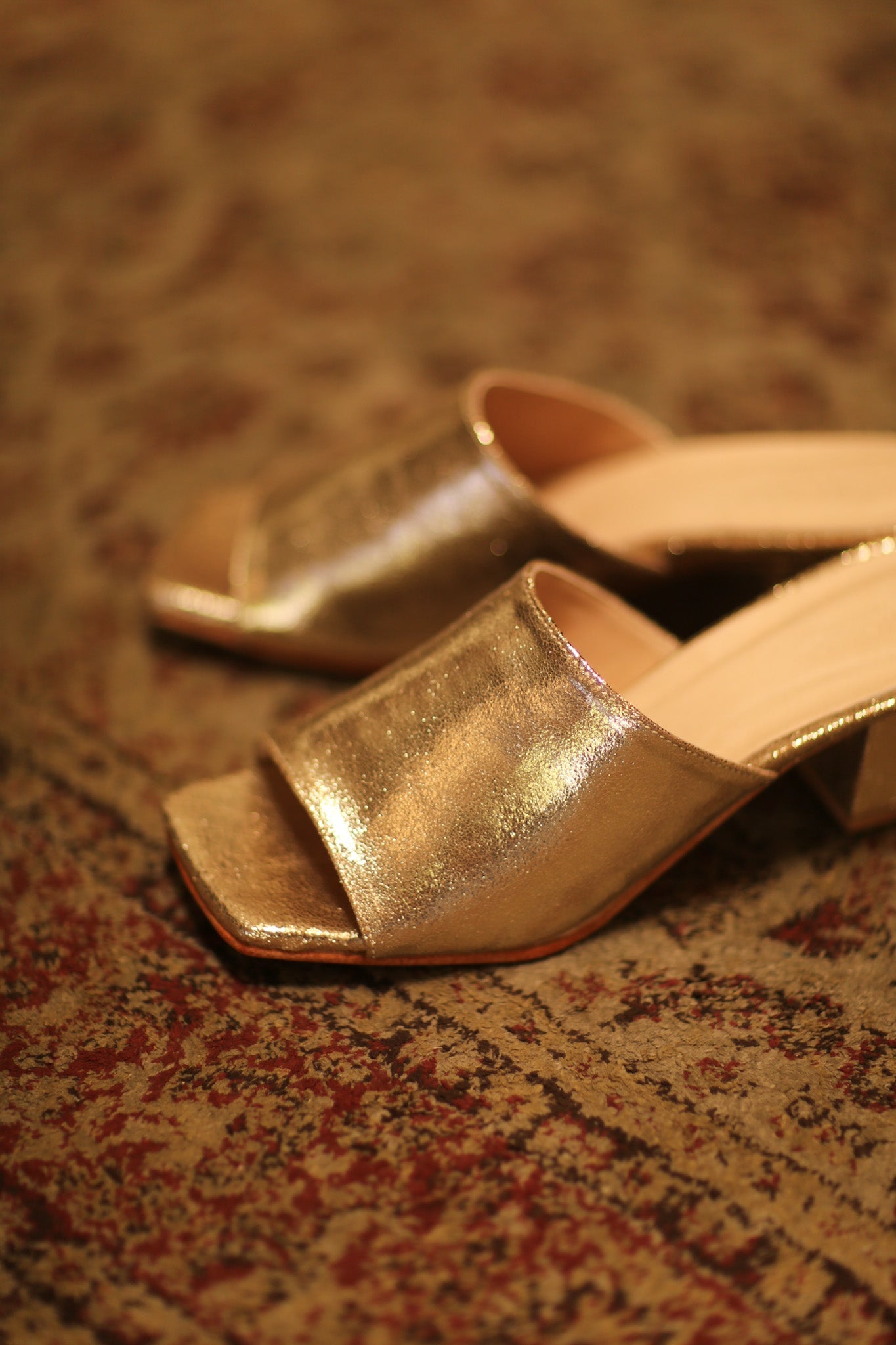 LEO HEELED MULES MARIBEL - BANGKOK TAILOR CLOTHING STORE - HANDMADE CLOTHING