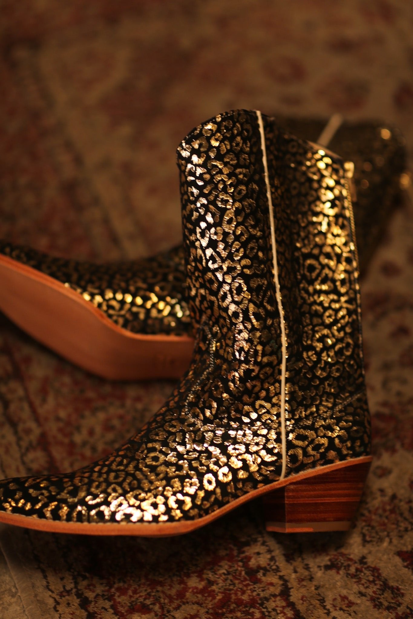 LEO PRINT WESTERN BOOTS SORANA - BANGKOK TAILOR CLOTHING STORE - HANDMADE CLOTHING