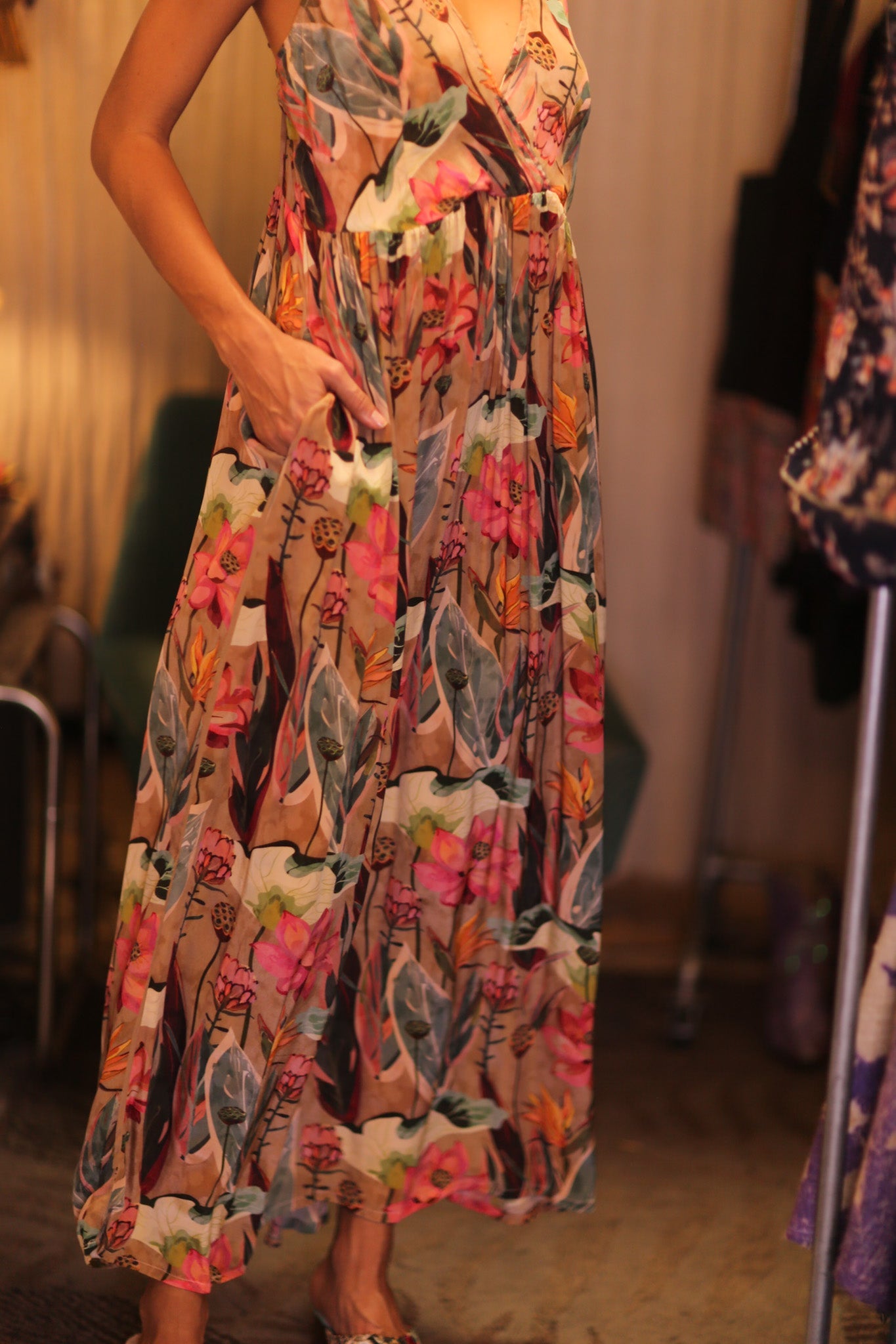 LILI SILK DRESS LOTUS - BANGKOK TAILOR CLOTHING STORE - HANDMADE CLOTHING