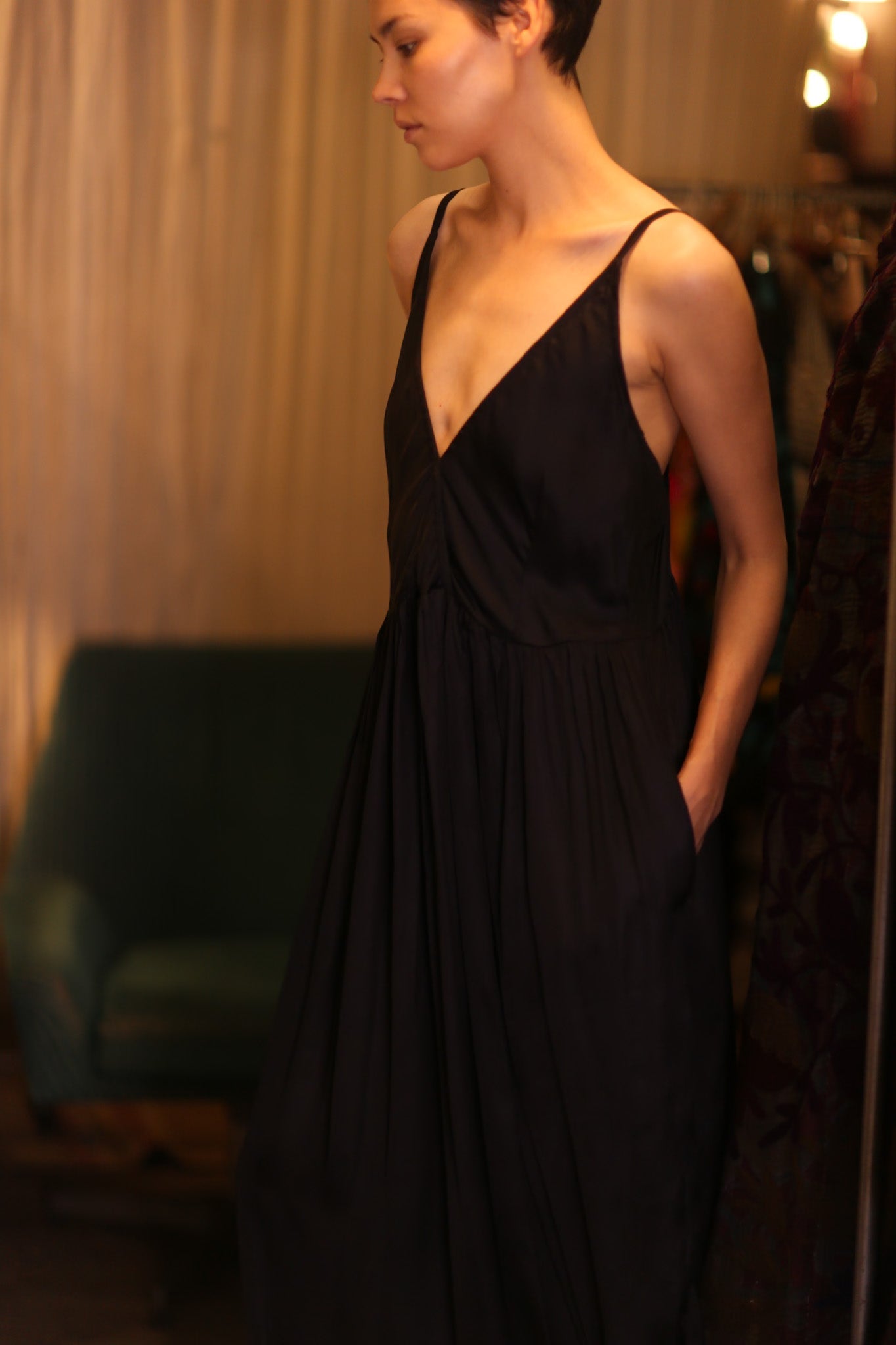 LILY SILK DRESS SOLID BLACK - BANGKOK TAILOR CLOTHING STORE - HANDMADE CLOTHING