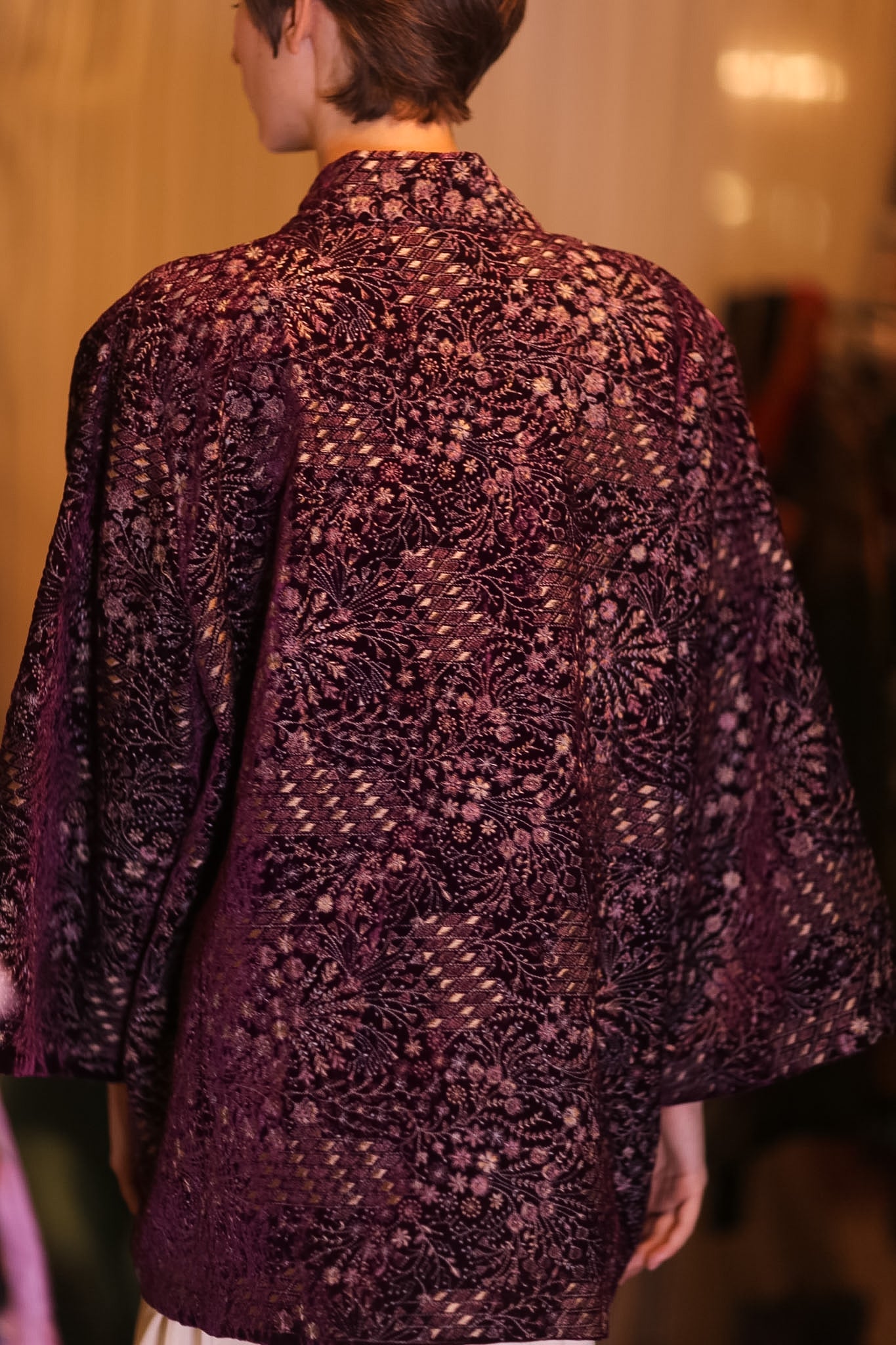 MAGENTA EMBROIDERED VELVET SHORT KIMONO VELOUR - BANGKOK TAILOR CLOTHING STORE - HANDMADE CLOTHING