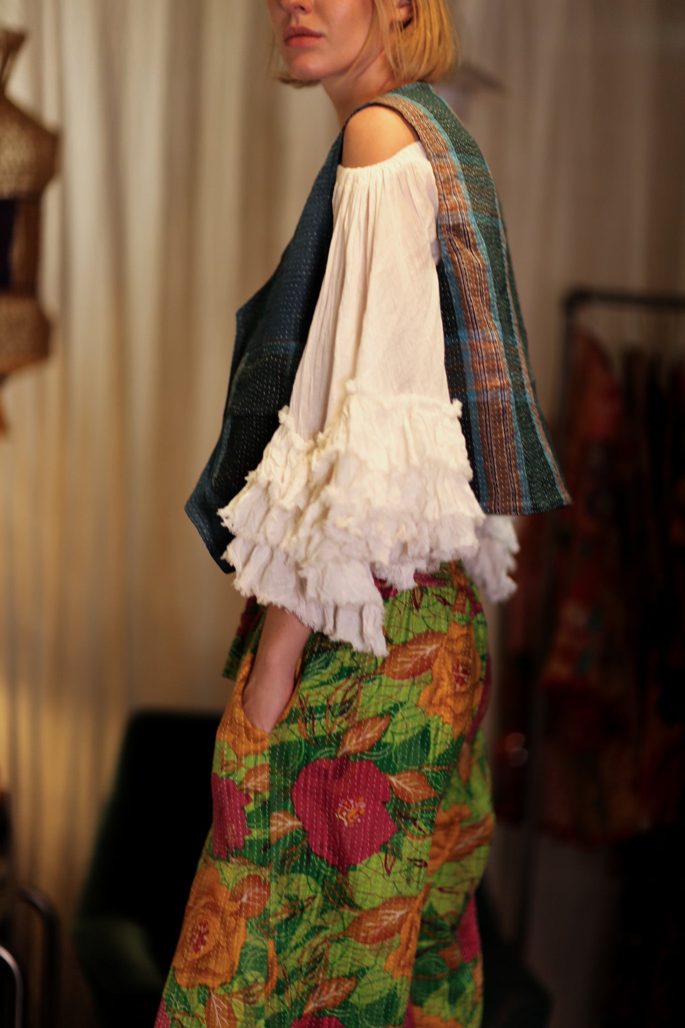 MARLENE KANTHA GILET TARTAN - BANGKOK TAILOR CLOTHING STORE - HANDMADE CLOTHING