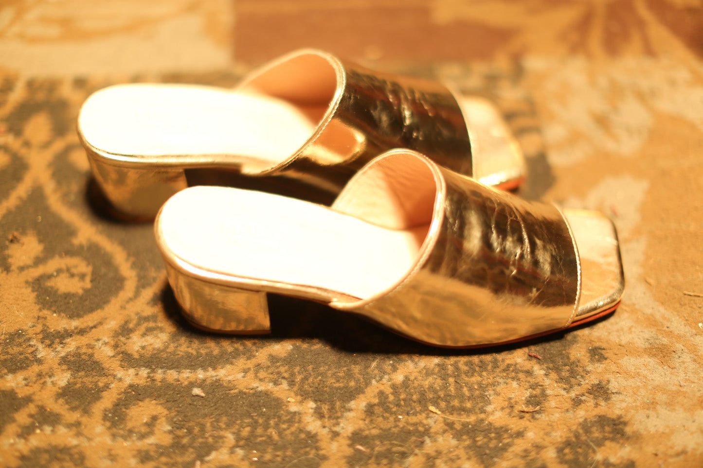 Mules 09 - BANGKOK TAILOR CLOTHING STORE - HANDMADE CLOTHING